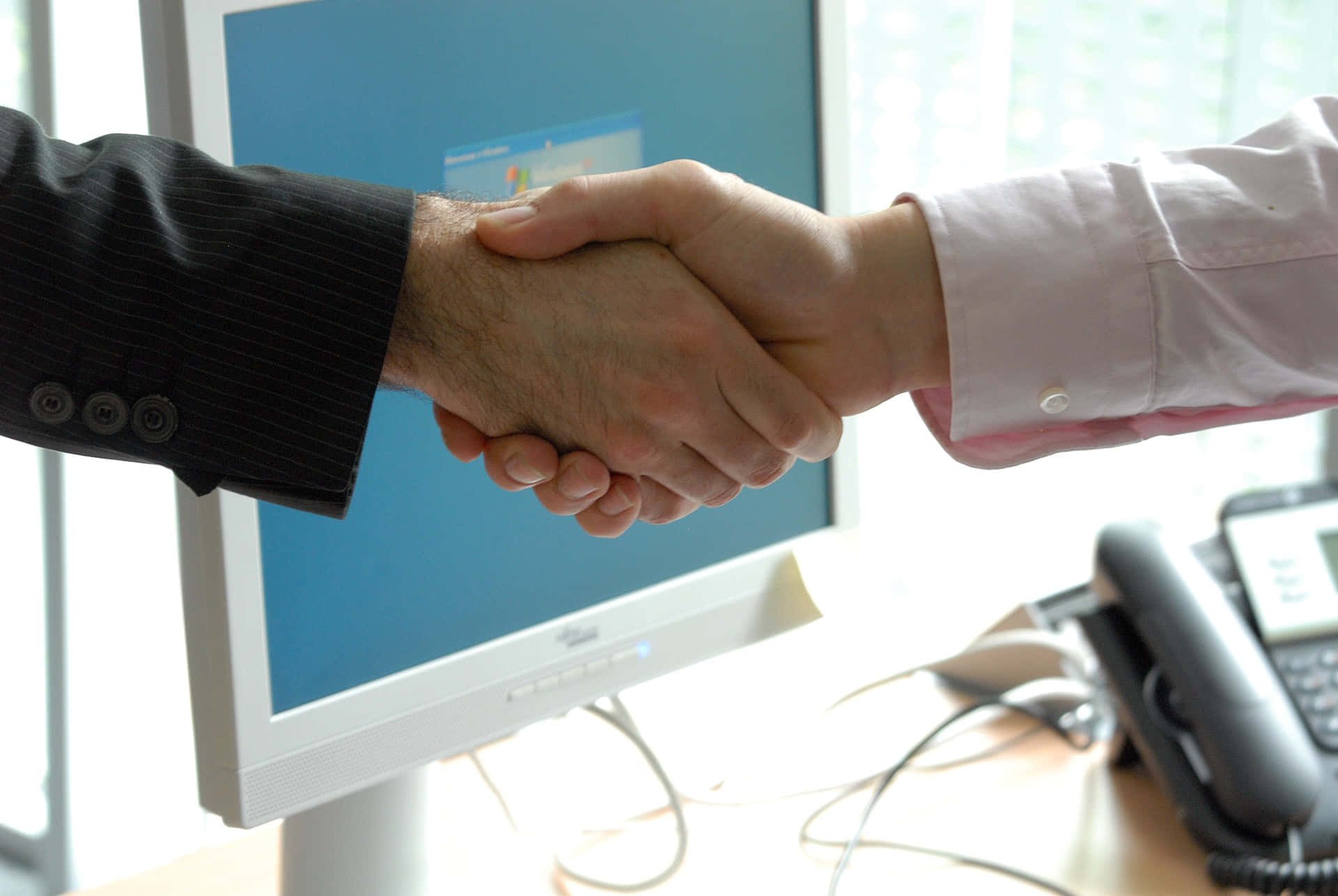 Business Handshake Agreement Wallpaper