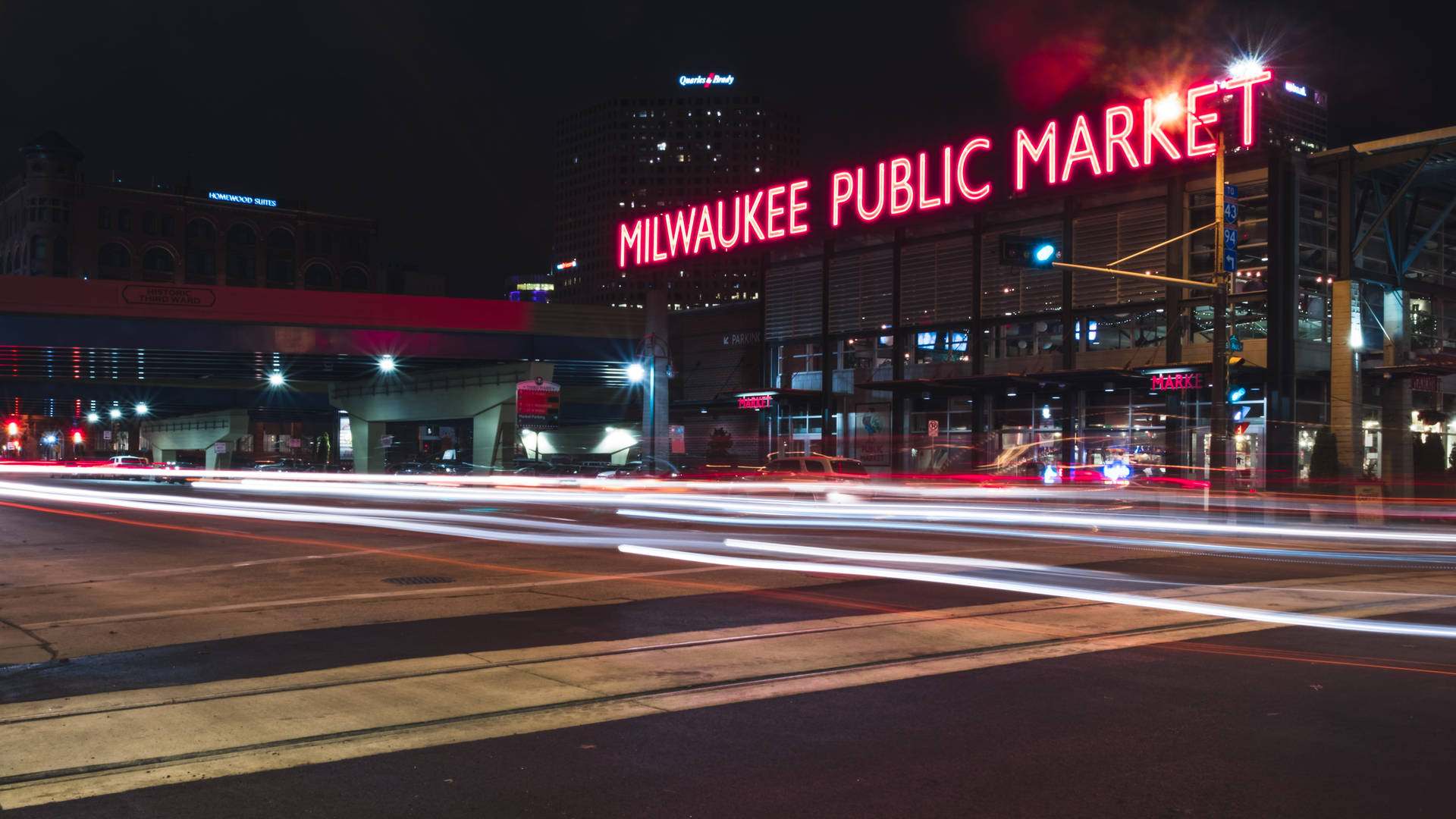Bustling Milwaukee Public Market Wallpaper