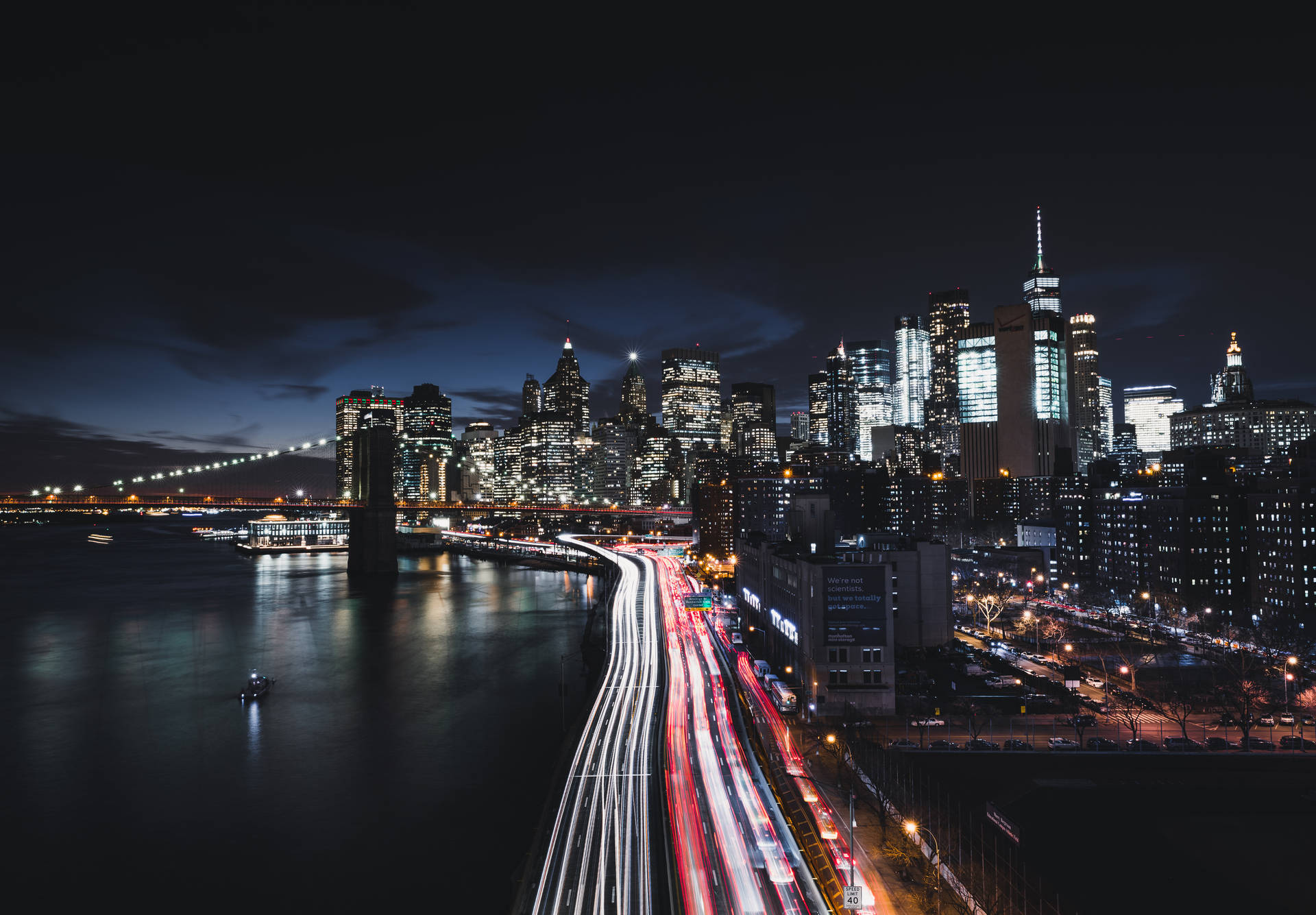 Den travle New York City Night View Road Wallpaper