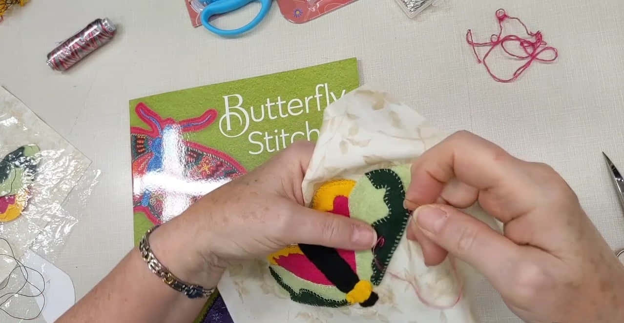 Delightful Butterfly Stitch Wallpaper