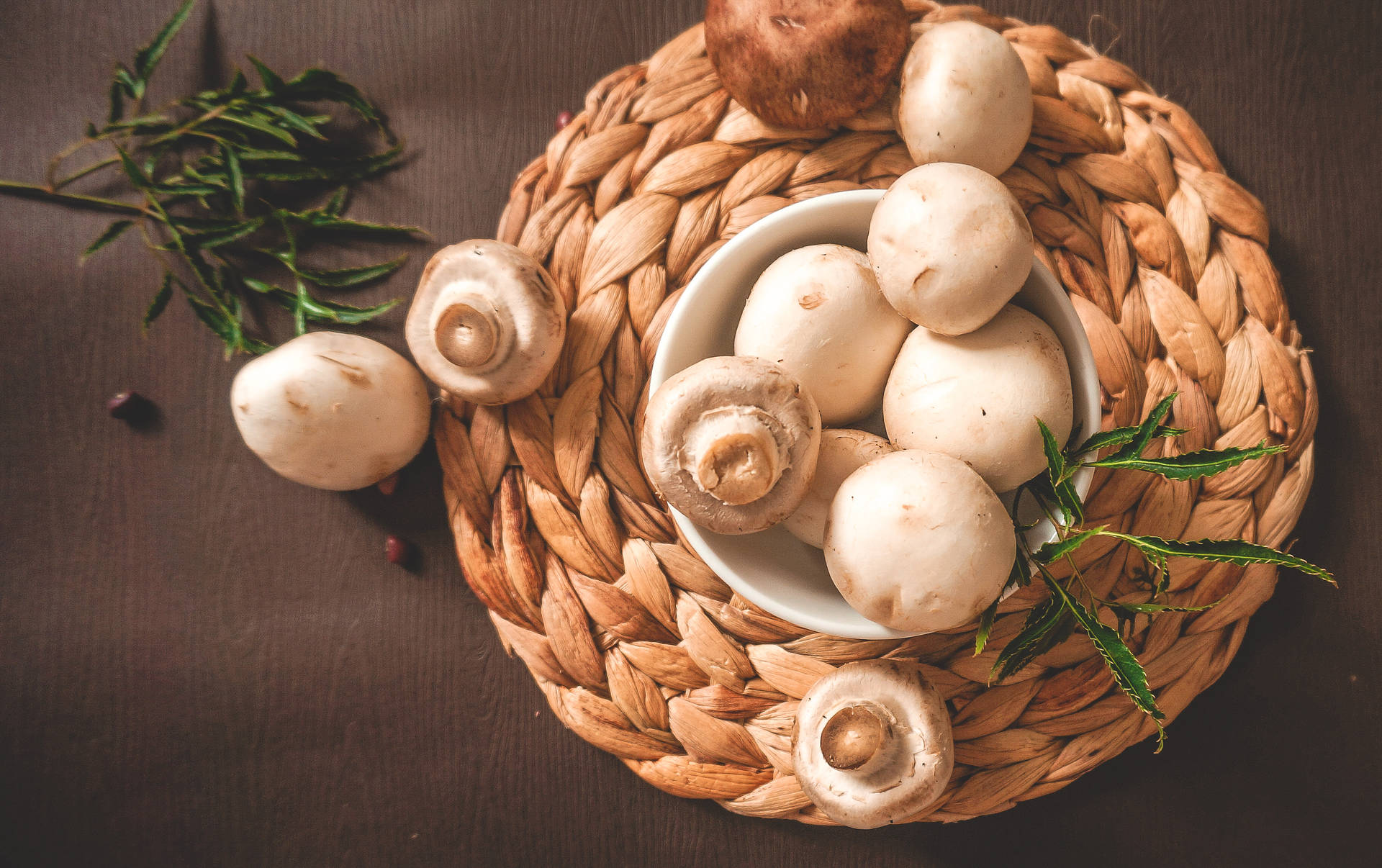 Button Mushroom With Herbs