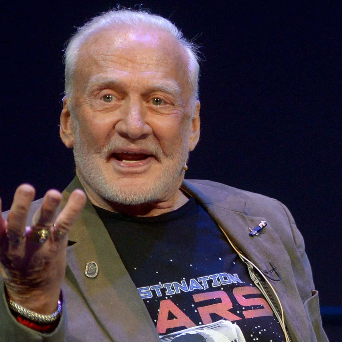 Buzz Aldrin Speaking Event Wallpaper