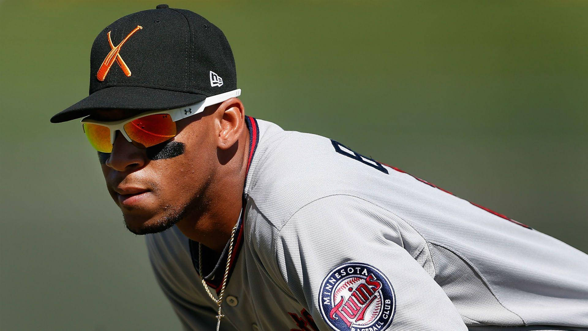 Byron Buxton Close Up With Sunglasses Wallpaper