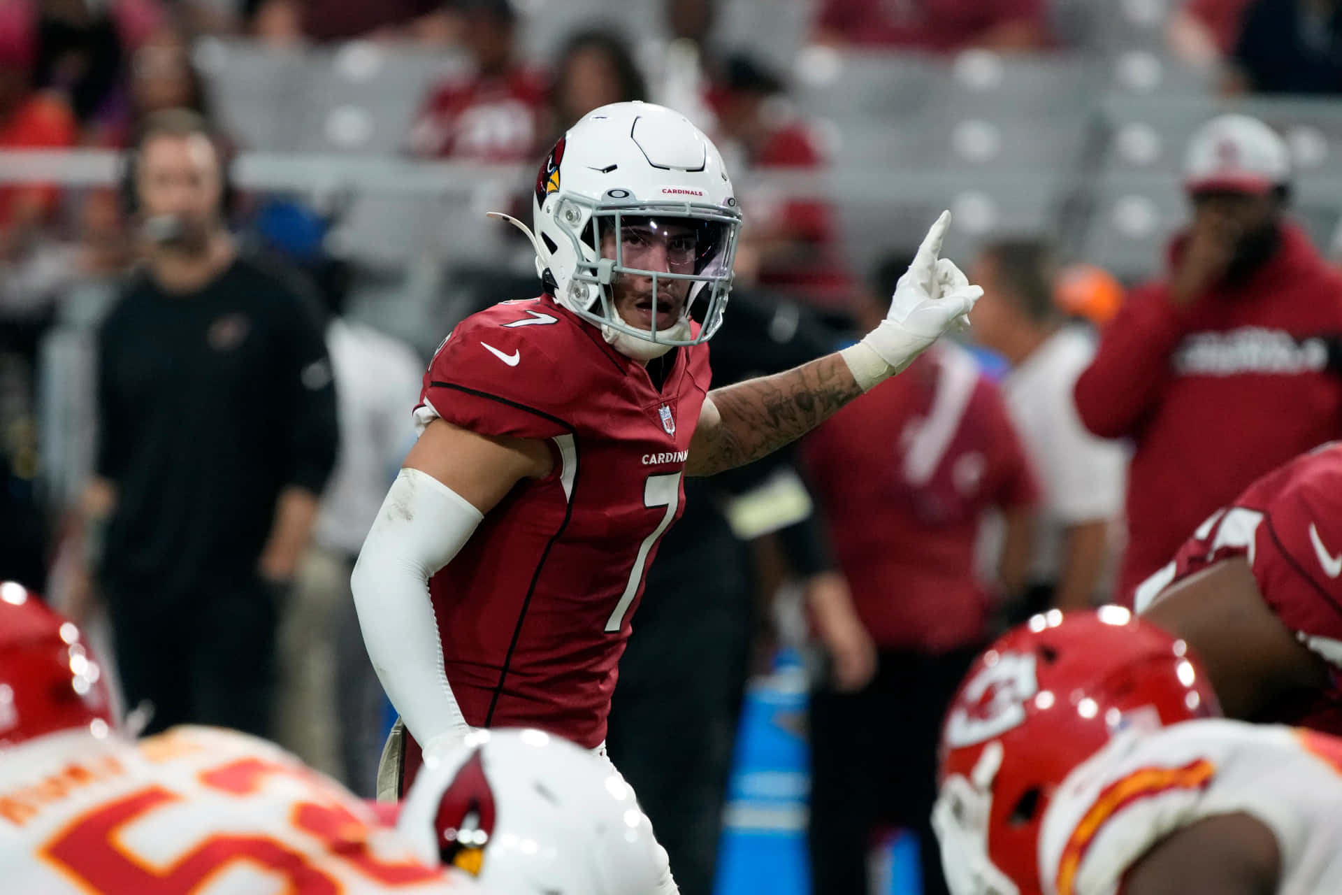 Byron Murphy, Cornerback Des Arizona Cardinals, En Action Sur Le Terrain Fond d'écran