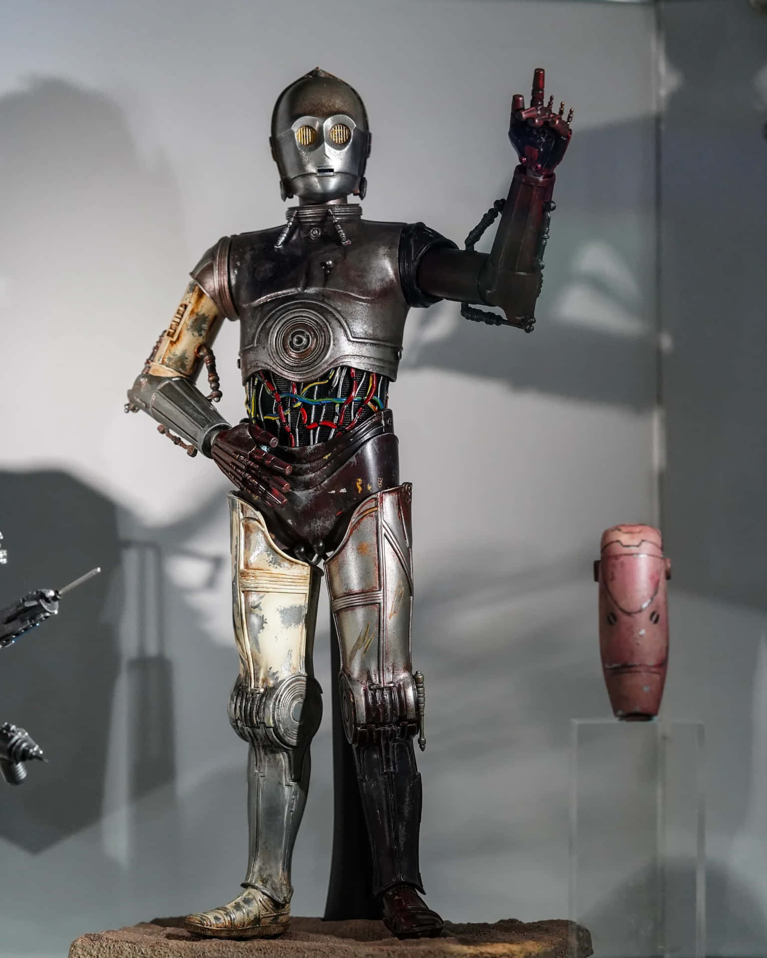 C-3PO - The Legendary Protocol Droid Wallpaper