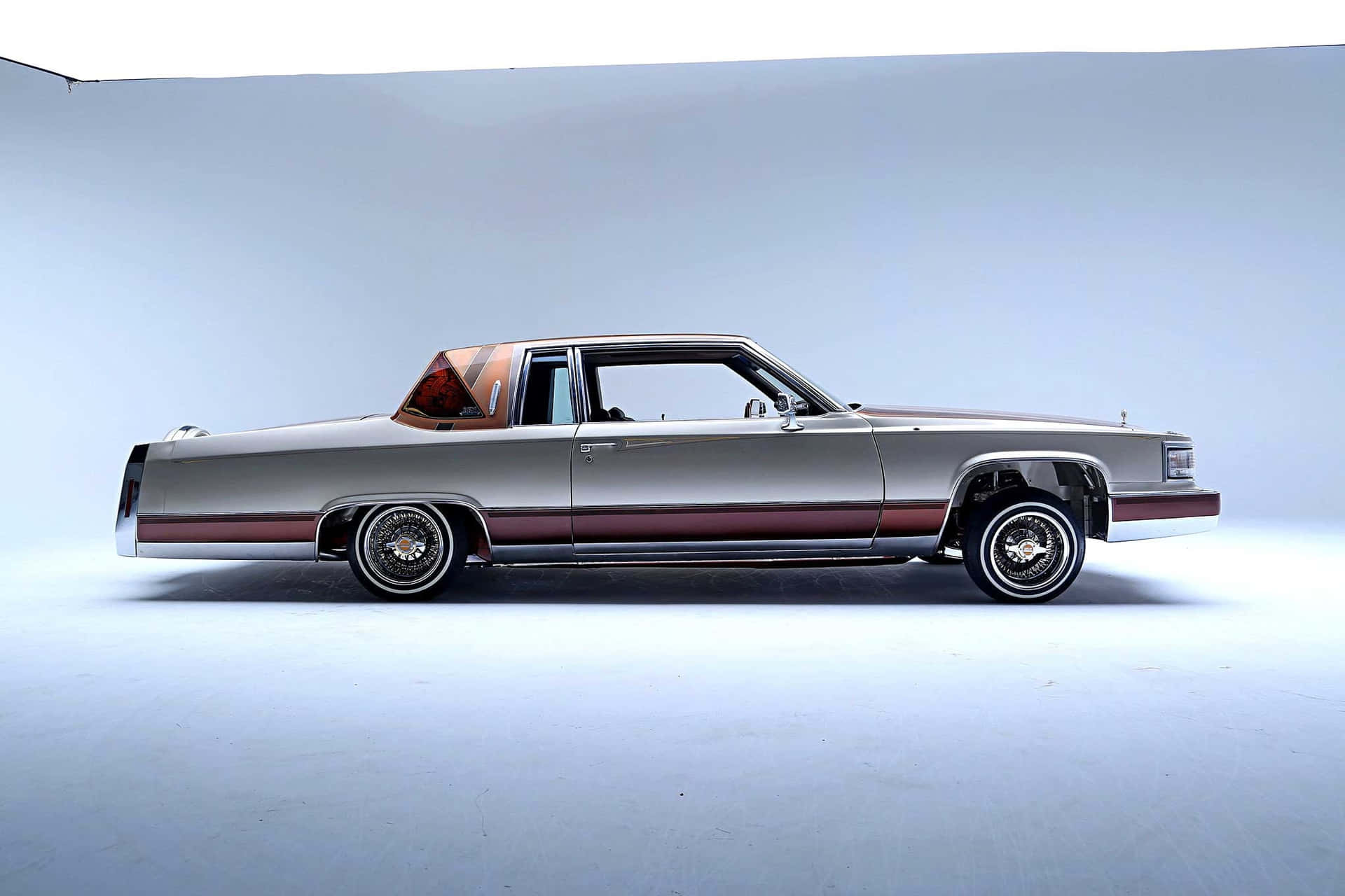 Majestic Cadillac Deville in its Glory Wallpaper