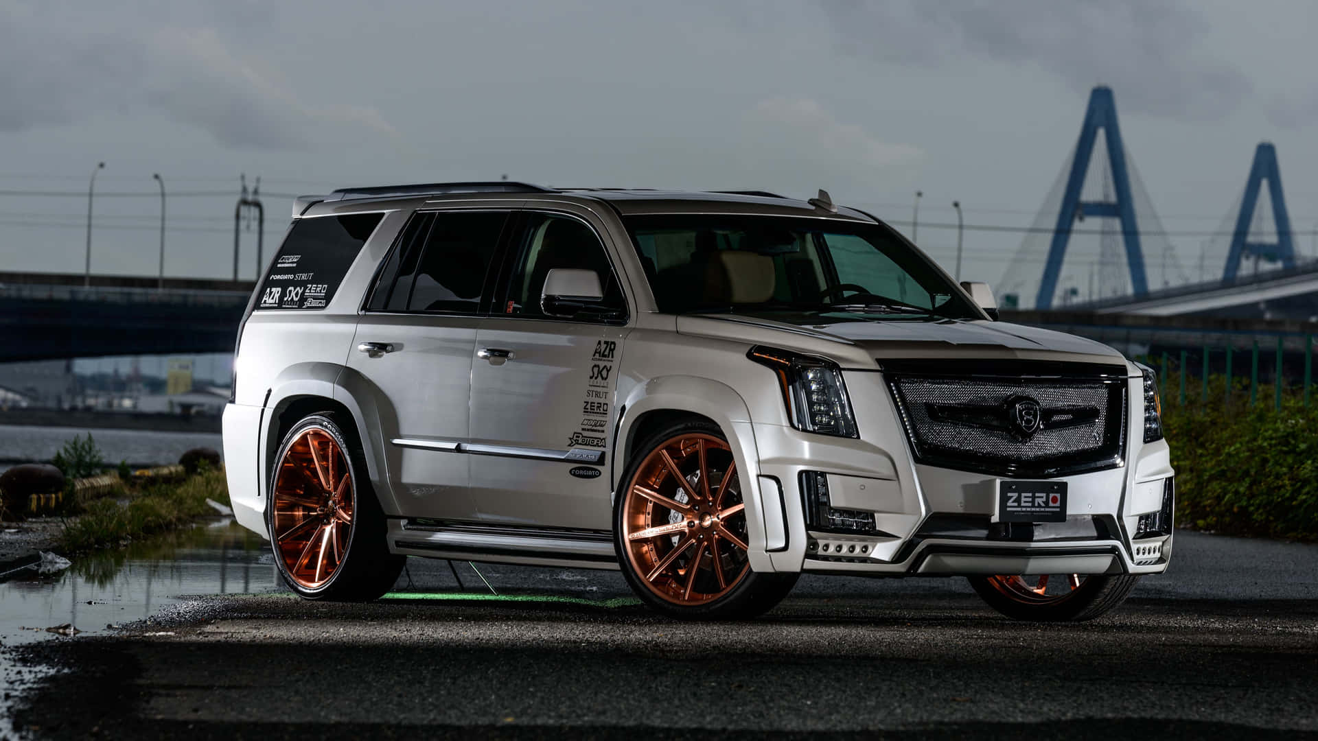 Stunning Cadillac Escalade in All its Glory Wallpaper