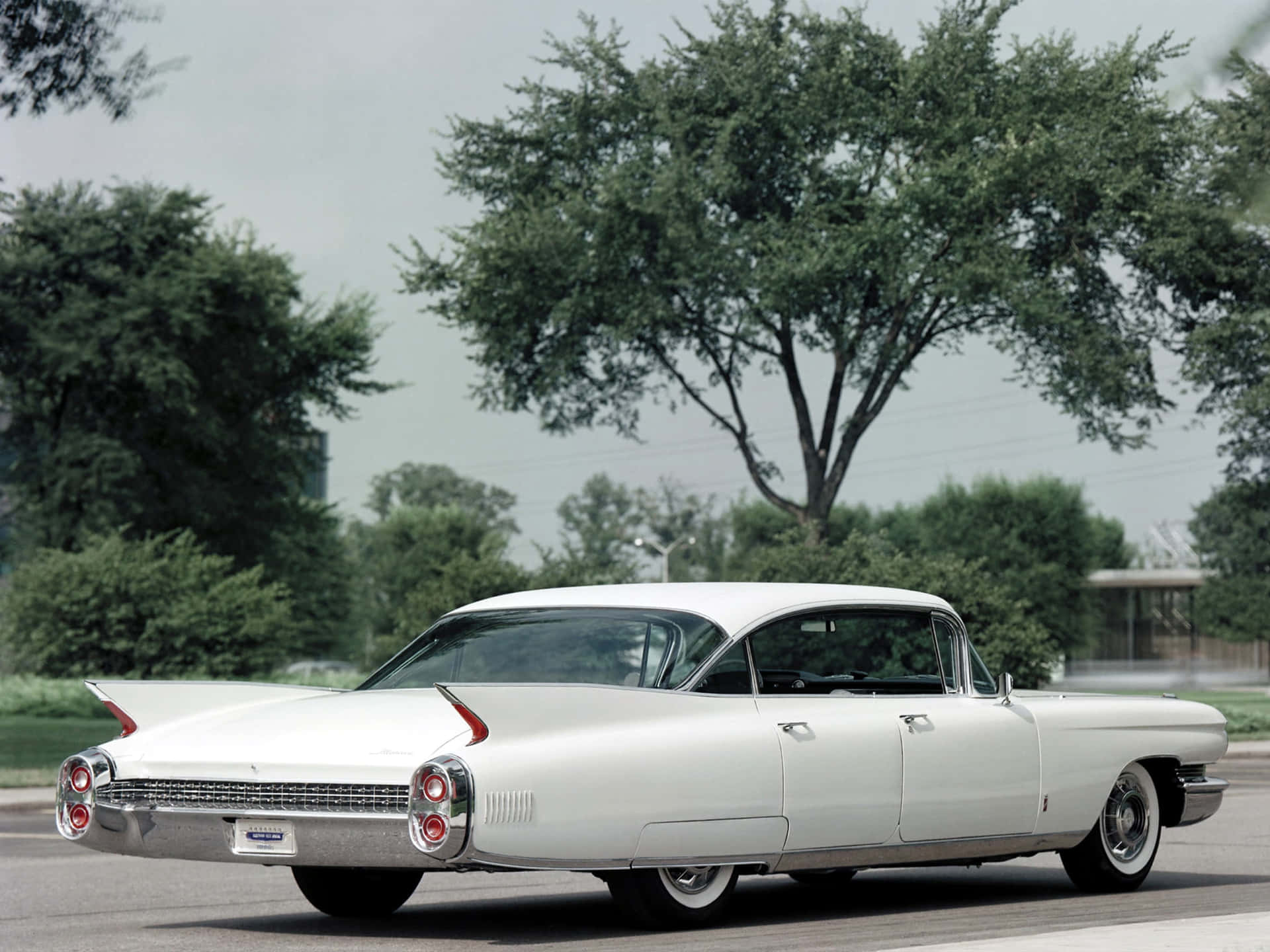 Classic Elegance: The Stylish Cadillac Fleetwood Wallpaper