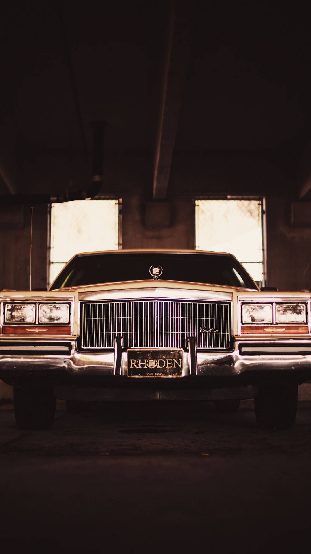 Cadillac I Garage Från Iphone Wallpaper