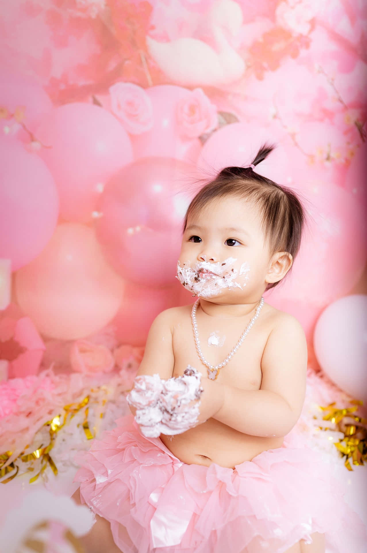 Imagende Pastel De Bebé Rosa Para Celebrar Su Primer Cumpleaños