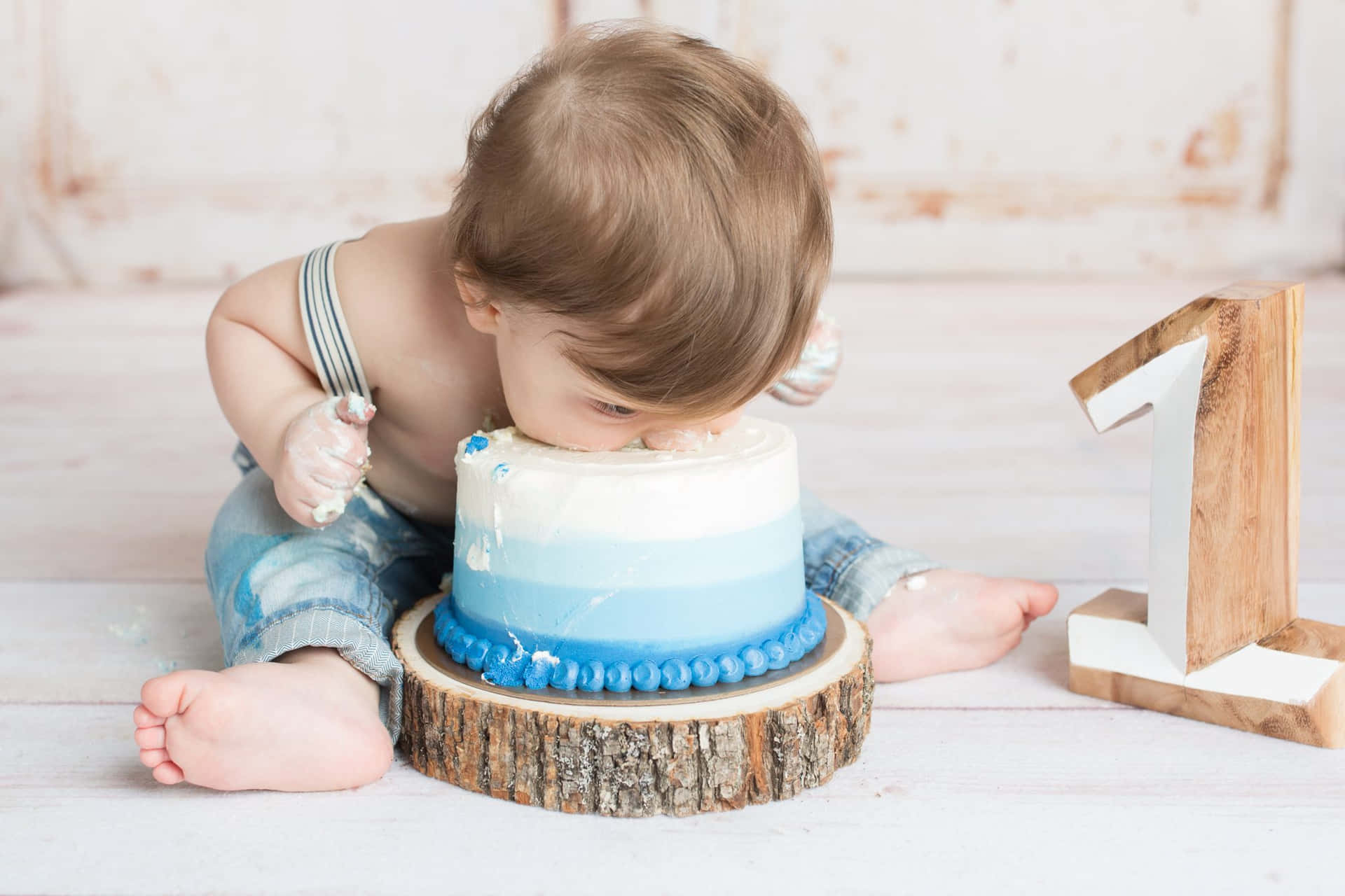 Esperienzadi Baby Cake Smash Con Immagine Del Viso.