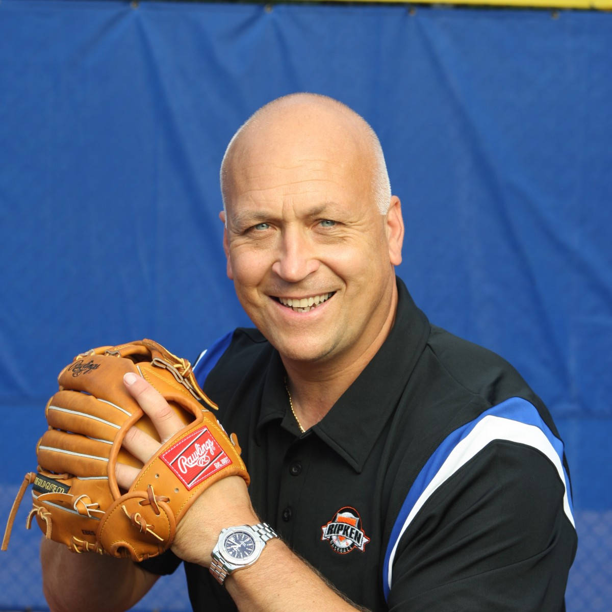 Cal Ripken Jr Posing with Baseball Glove Wallpaper