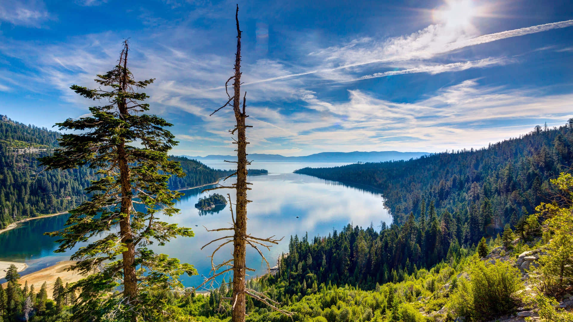 Skønheden af Californiens landskab i 4K Wallpaper