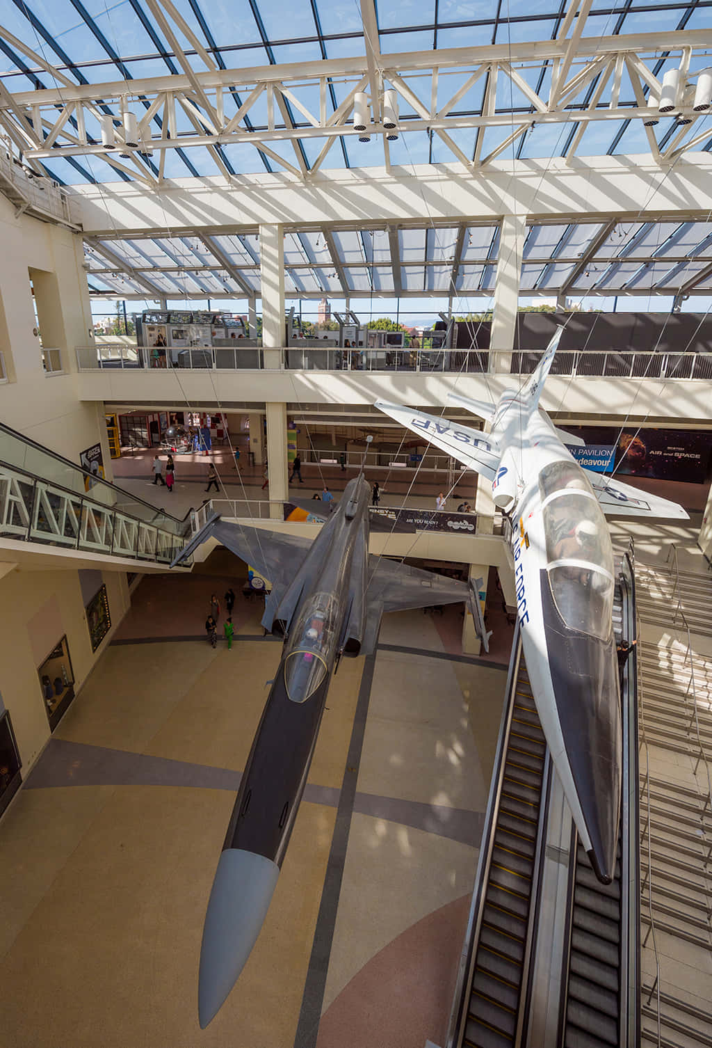 California Science Center Aircraft Exhibit Wallpaper