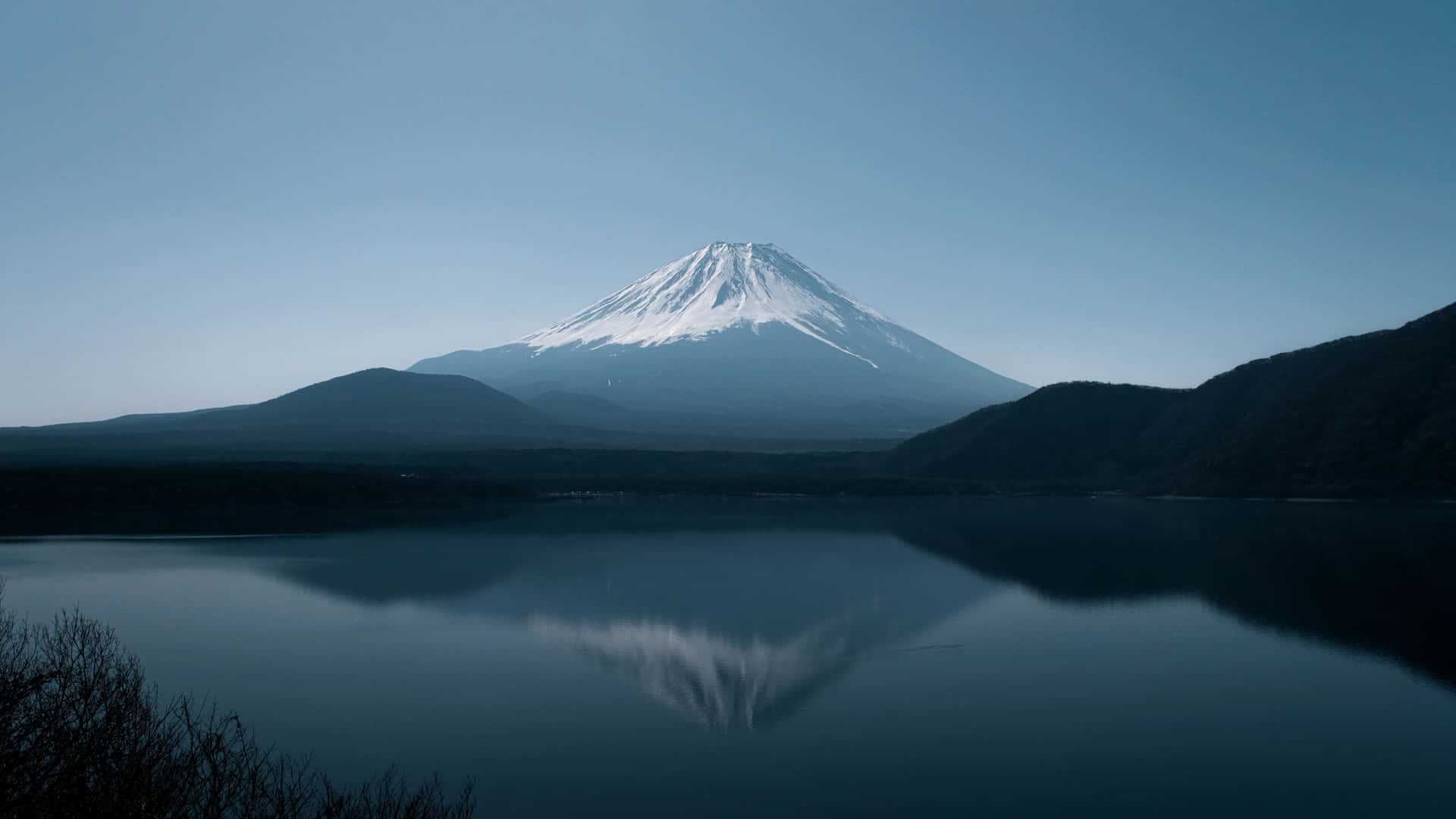 Calming View Of Fuji-san Wallpaper