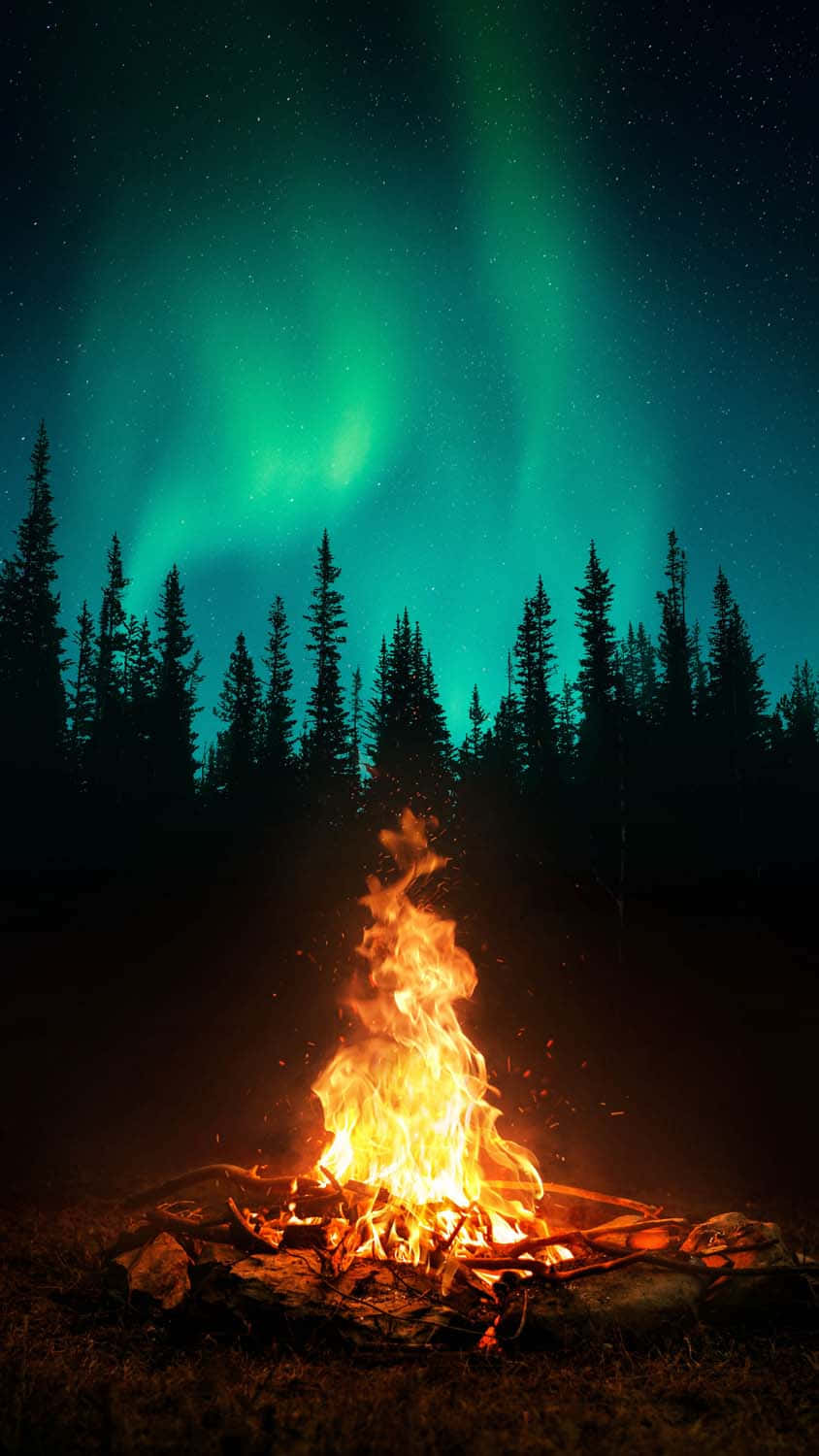 Campfire Northern Lights Wallpaper