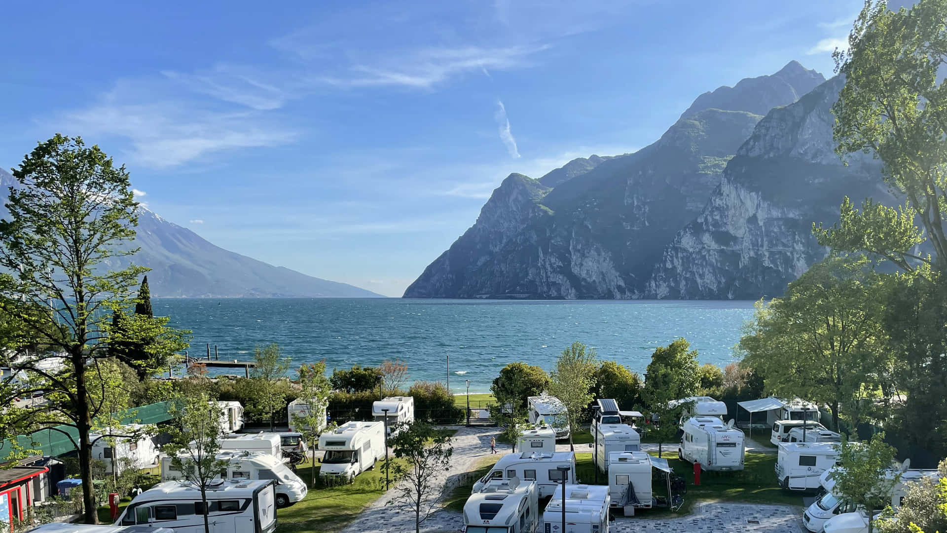 Campingmaroadi En El Lago Di Garda Fondo de pantalla