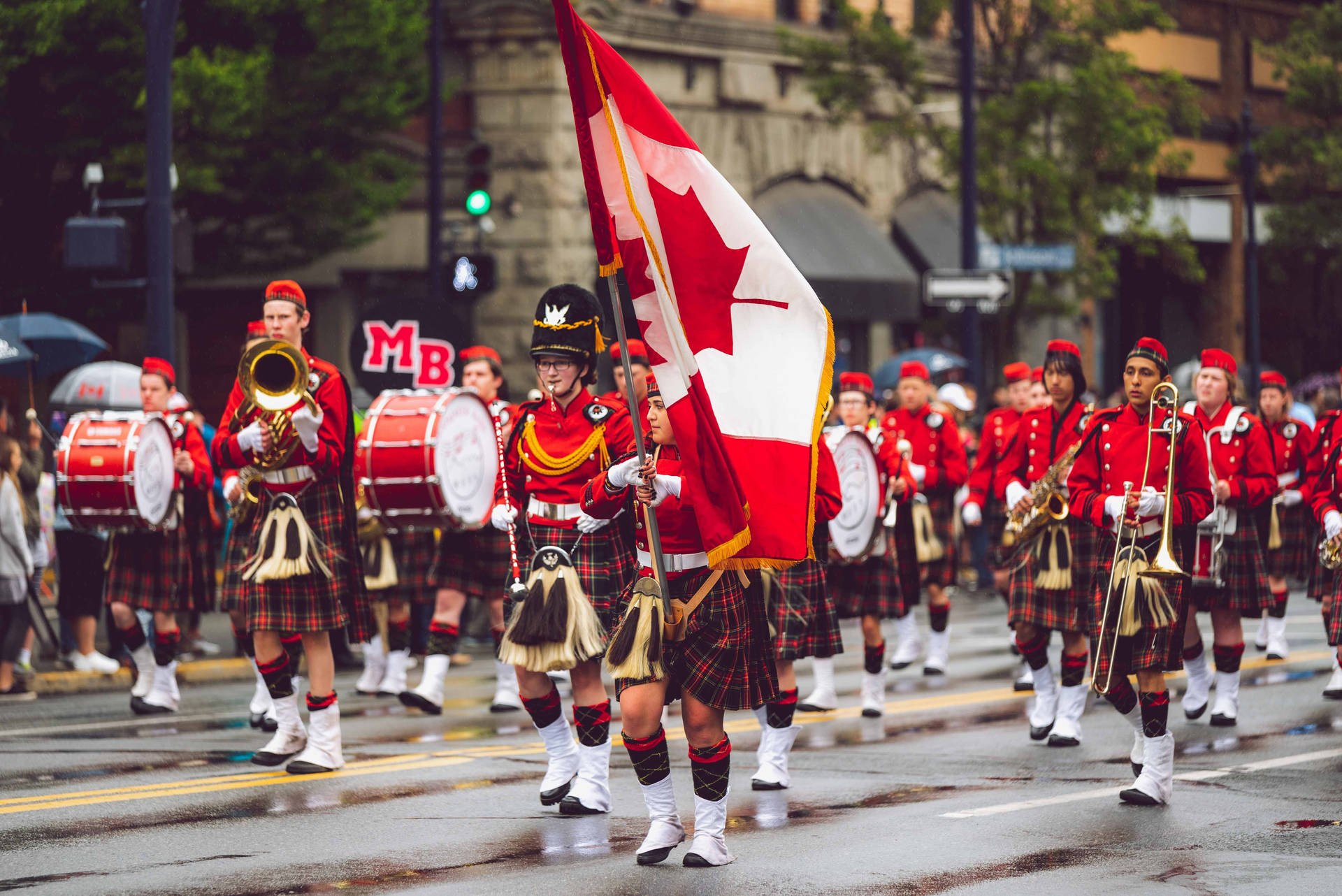 Bandieradi Una Banda Marciante Canadese Sfondo