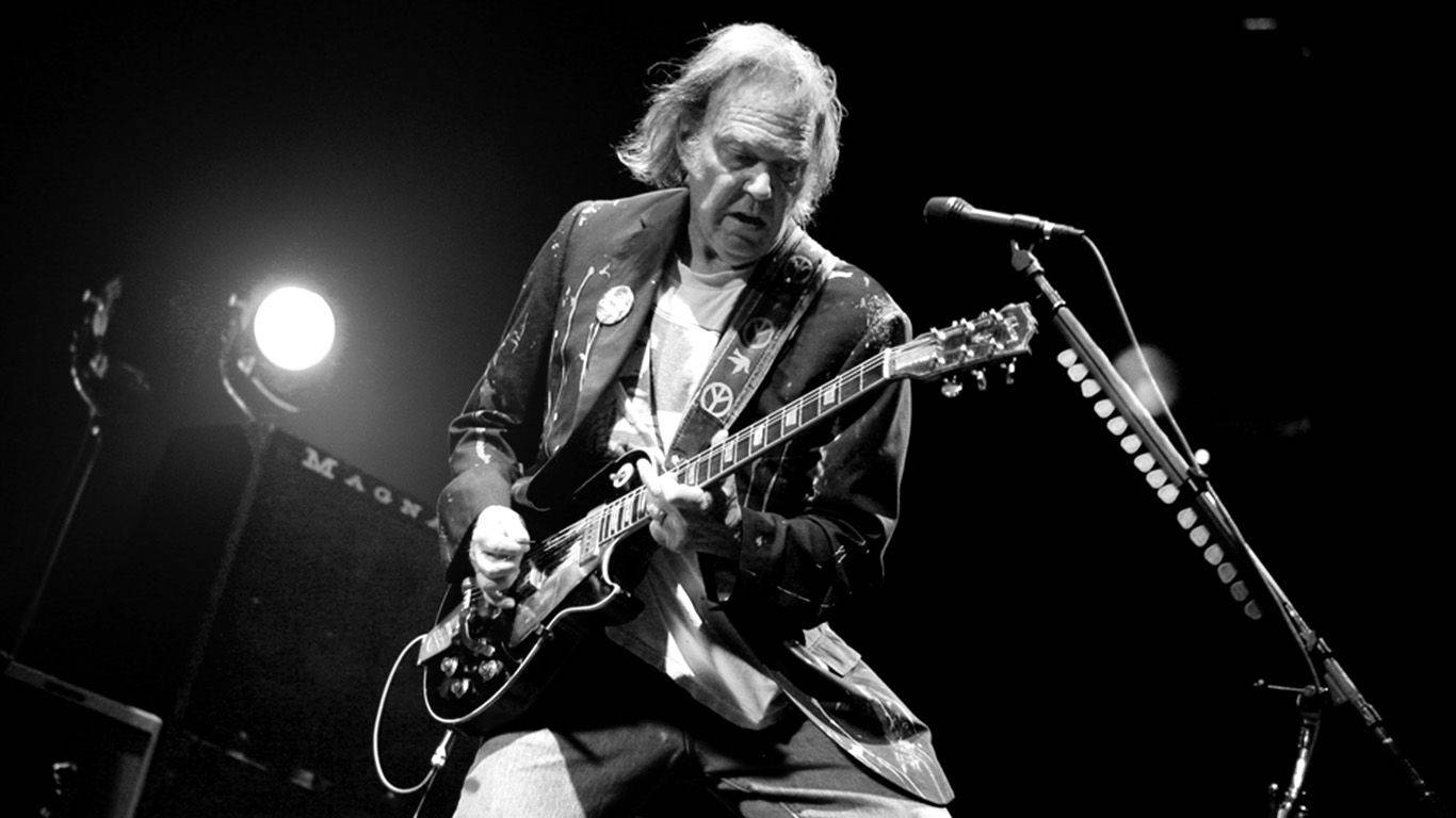 Canadian Singer Neil Young Live Performance Wallpaper