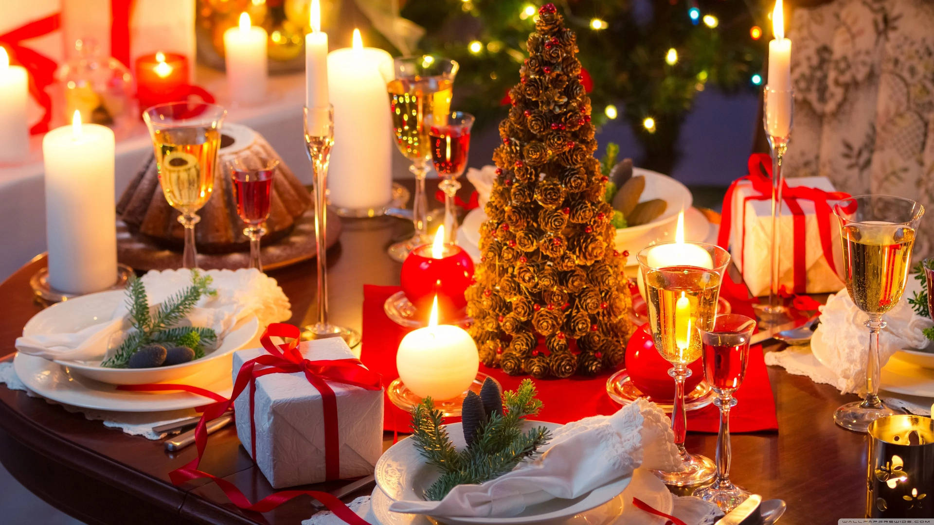 Candle-light Christmas Dinner Table Setting Wallpaper
