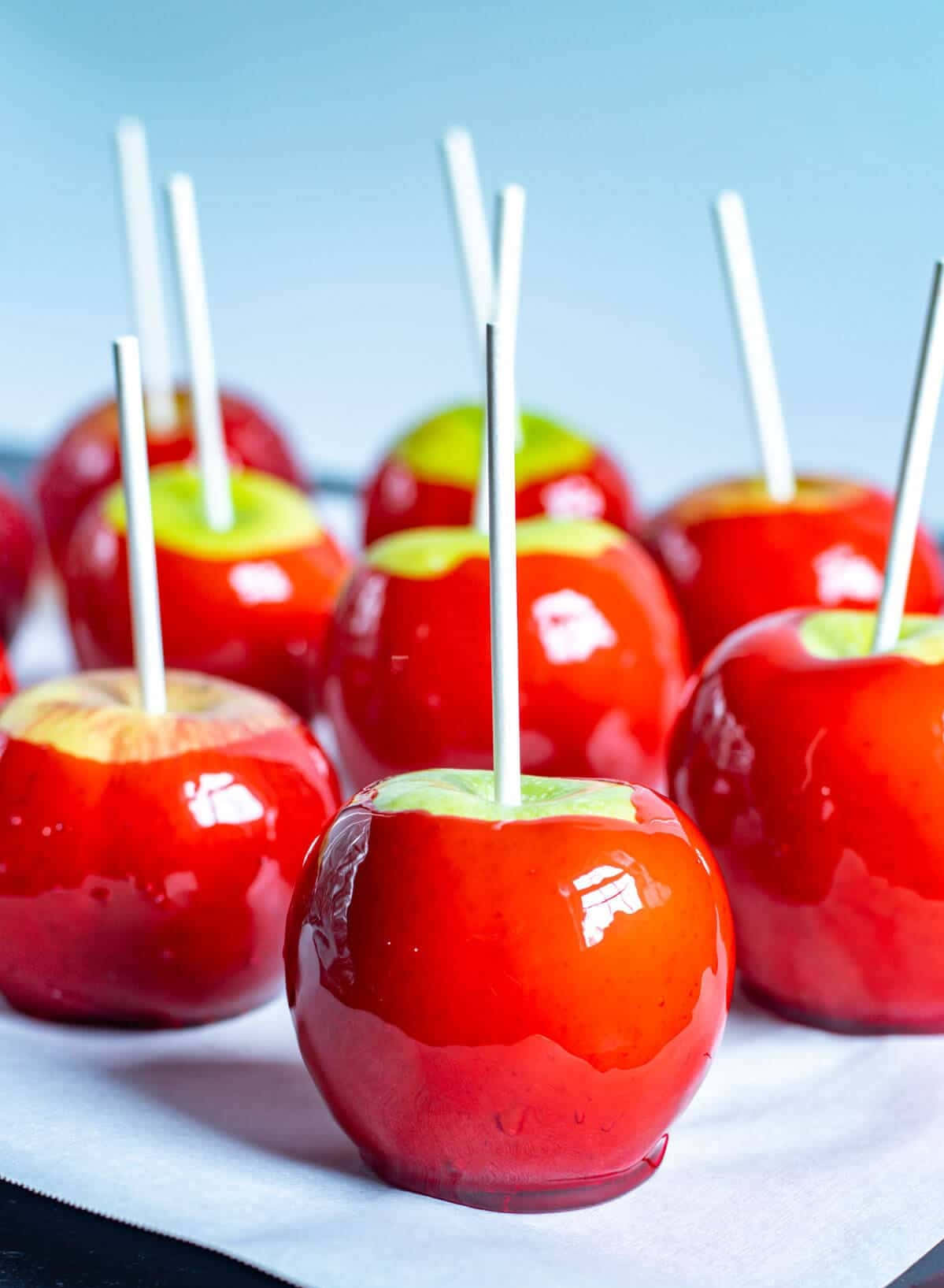 Delicious Candy Apples Ready to Enjoy Wallpaper
