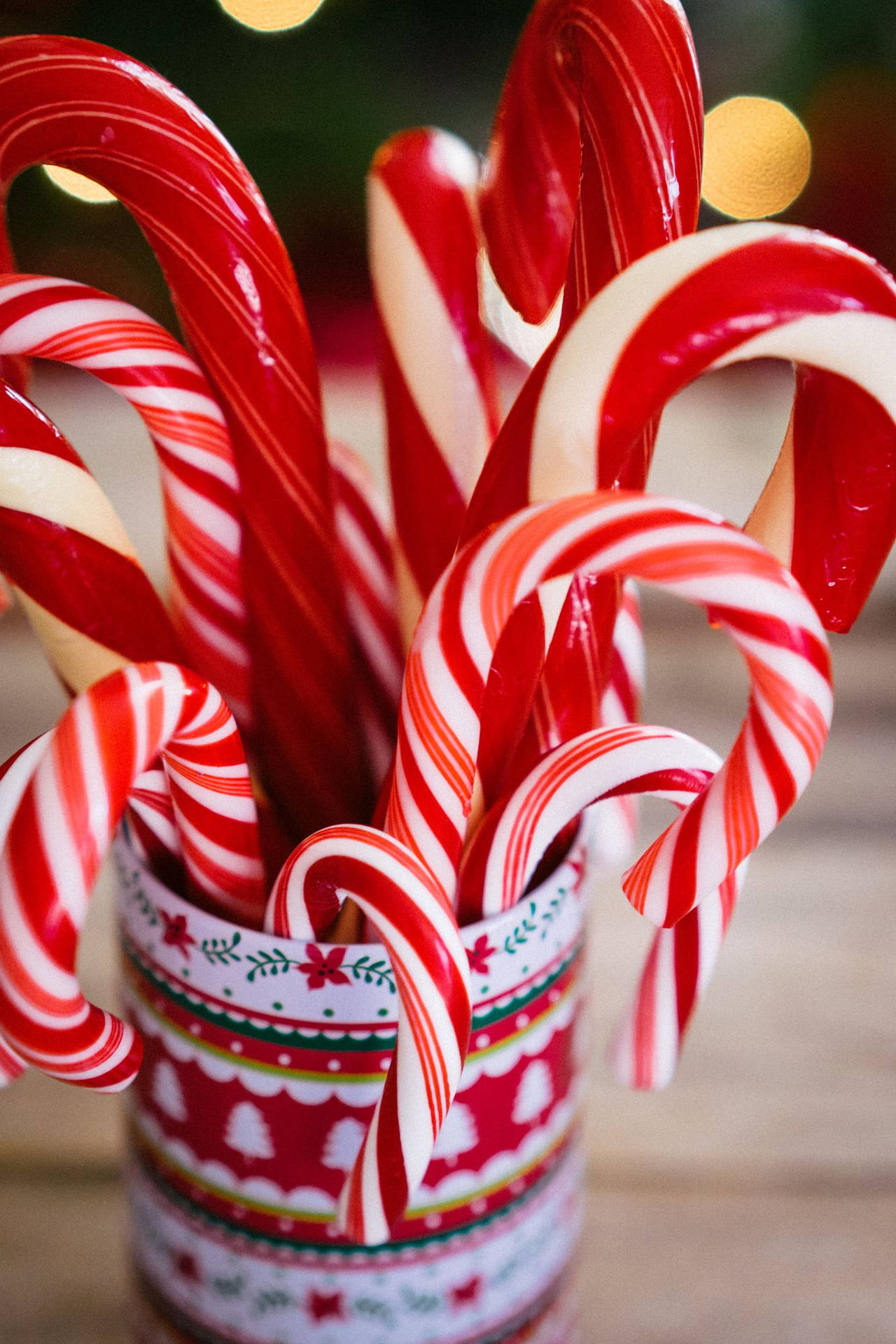 Candy Canes In Mug Wallpaper