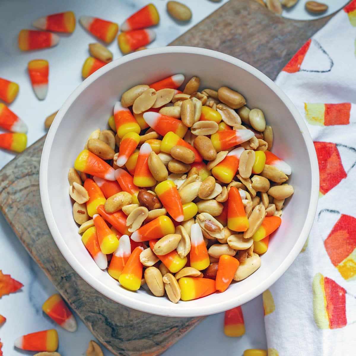Candy Cornand Peanuts Snack Bowl Wallpaper