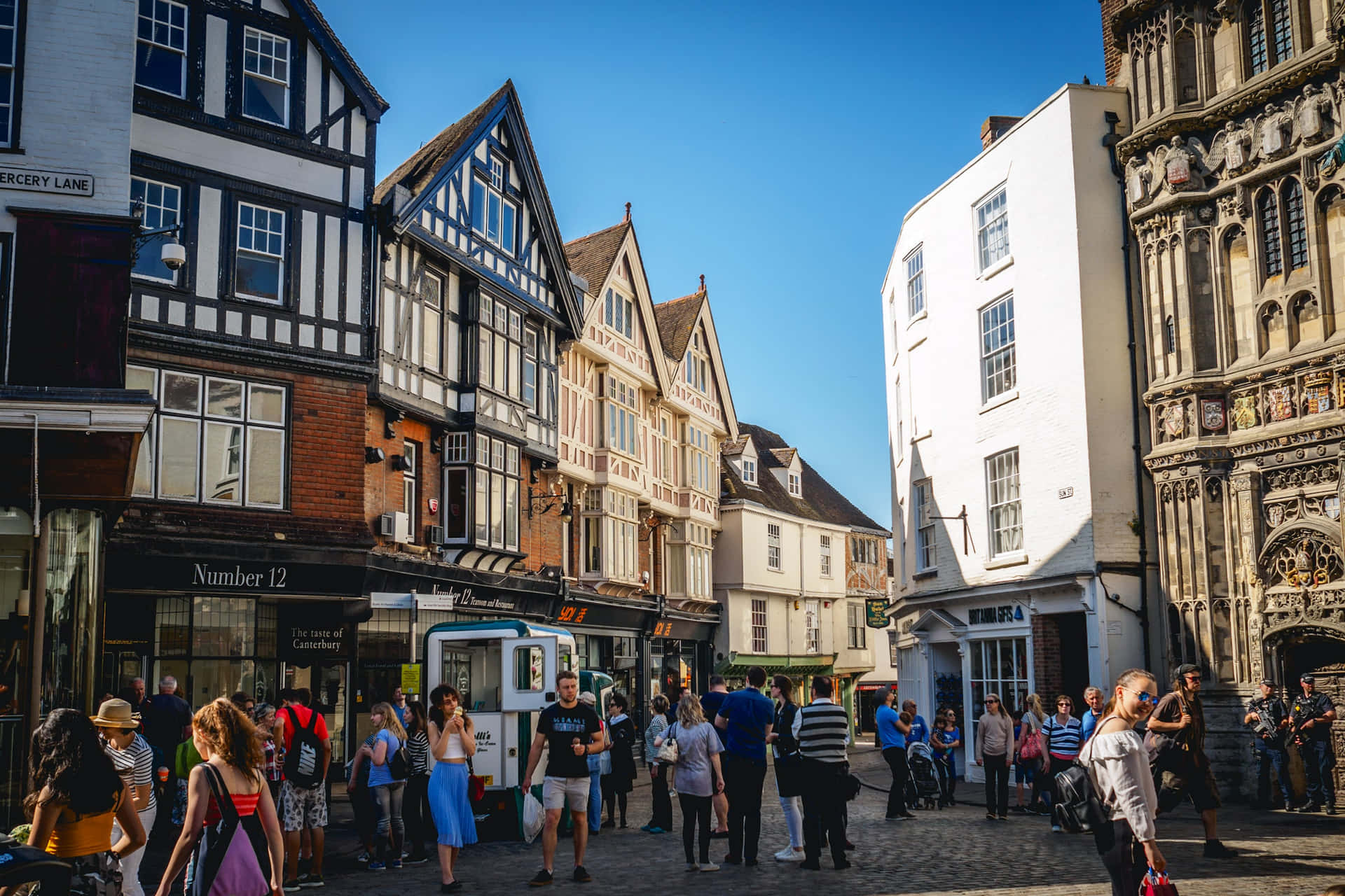 Canterbury Historic City Center Bustle Wallpaper