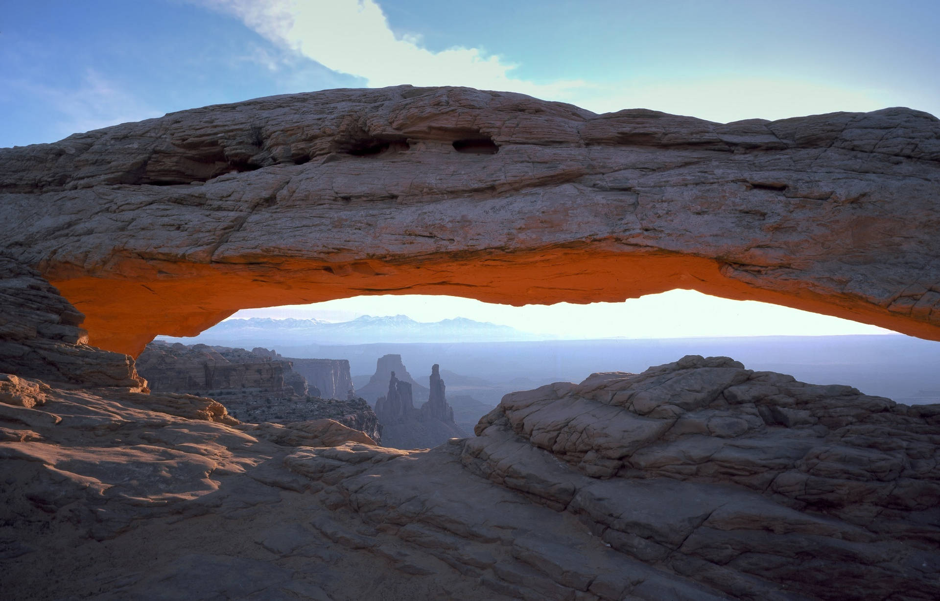Parquenacional De Canyonlands - Arco De Mesa Fondo de pantalla
