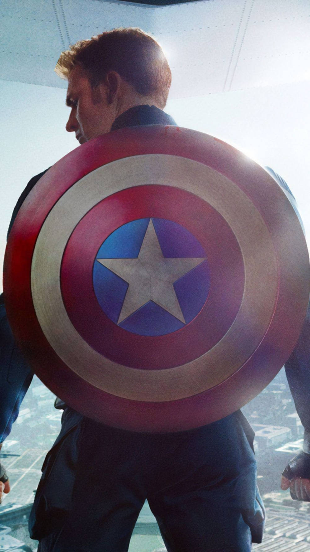 Scudodi Captain America Come Sfondo Per Iphone Con Lo Scudo Sulla Schiena. Sfondo