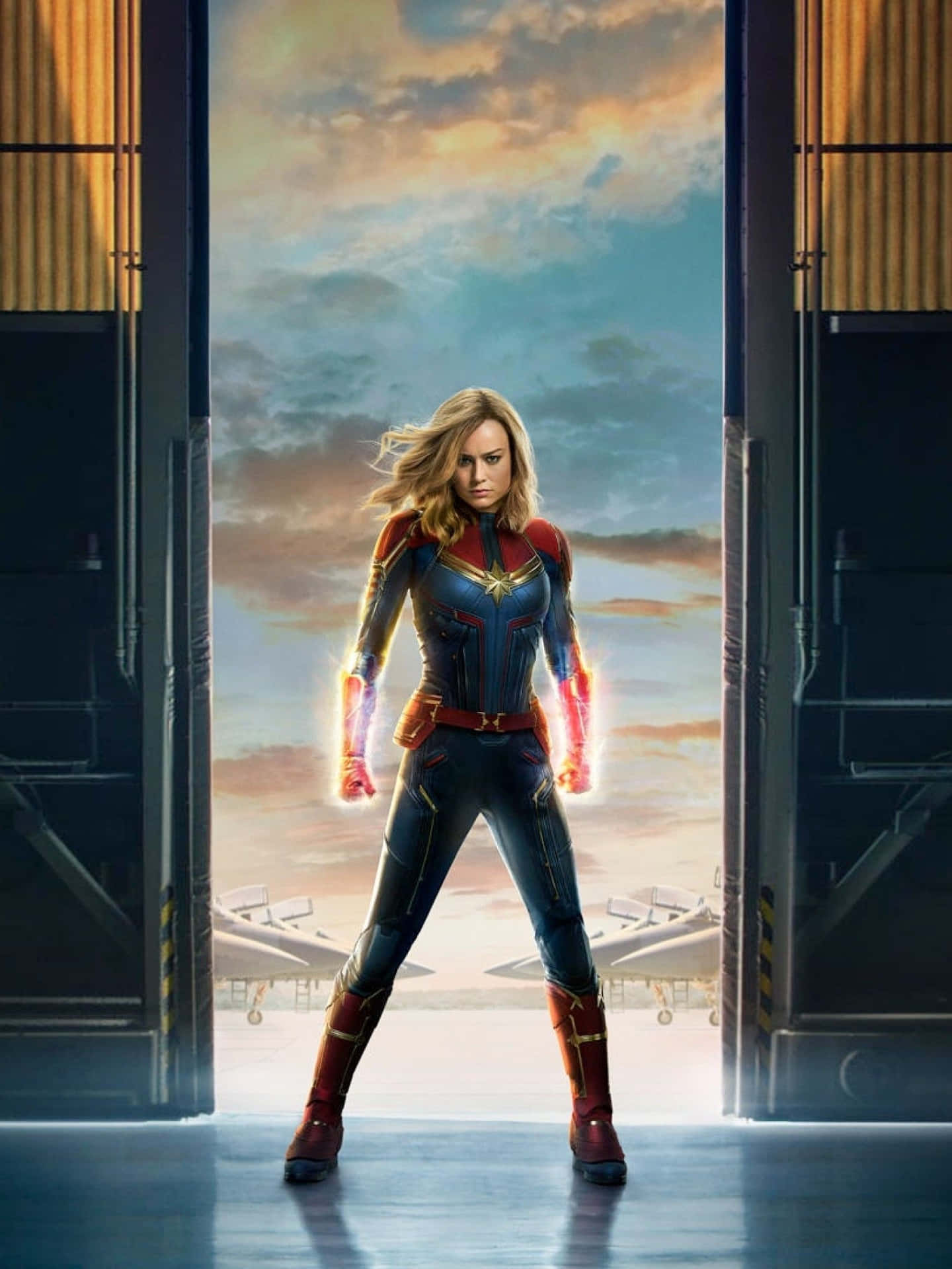 Captain Marvel er her med hendes helt egen iPad! Wallpaper