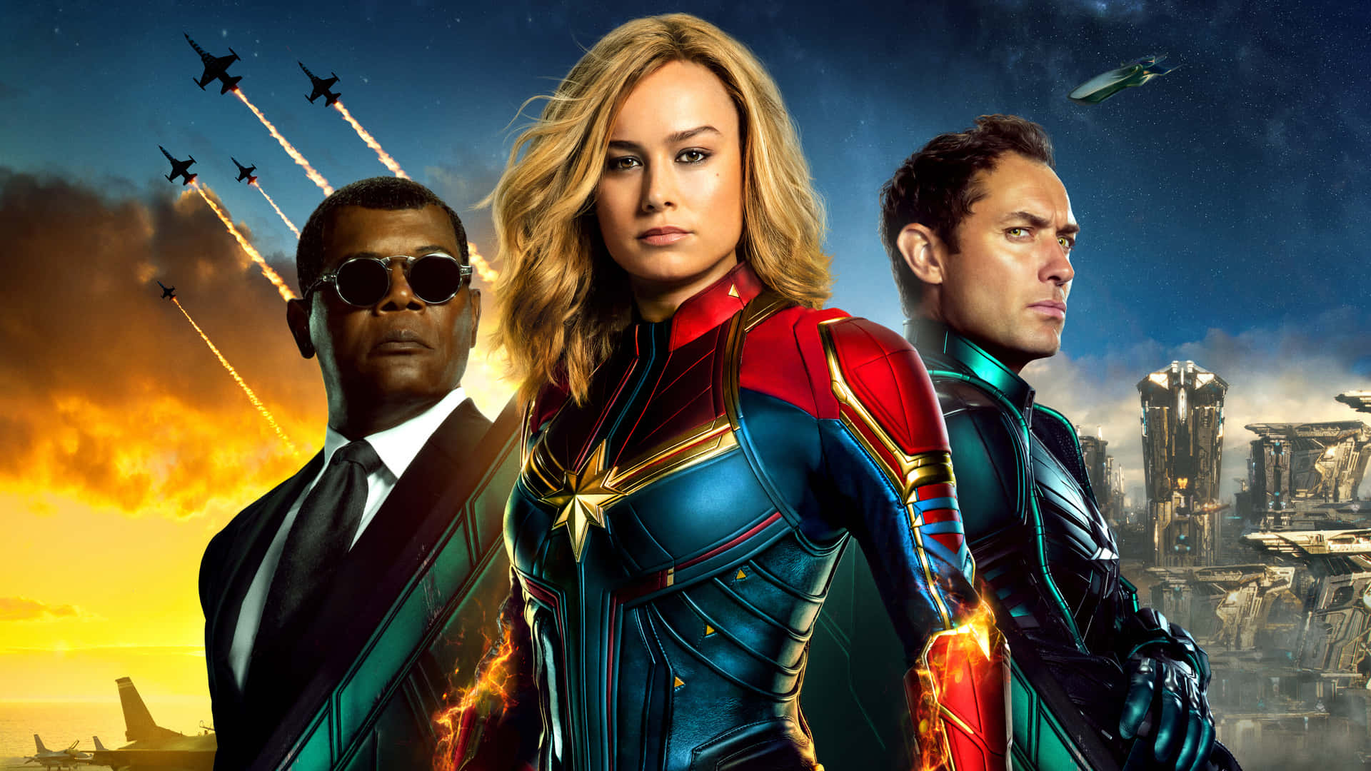Fly Higher with Captain Marvel in her new movie Wallpaper