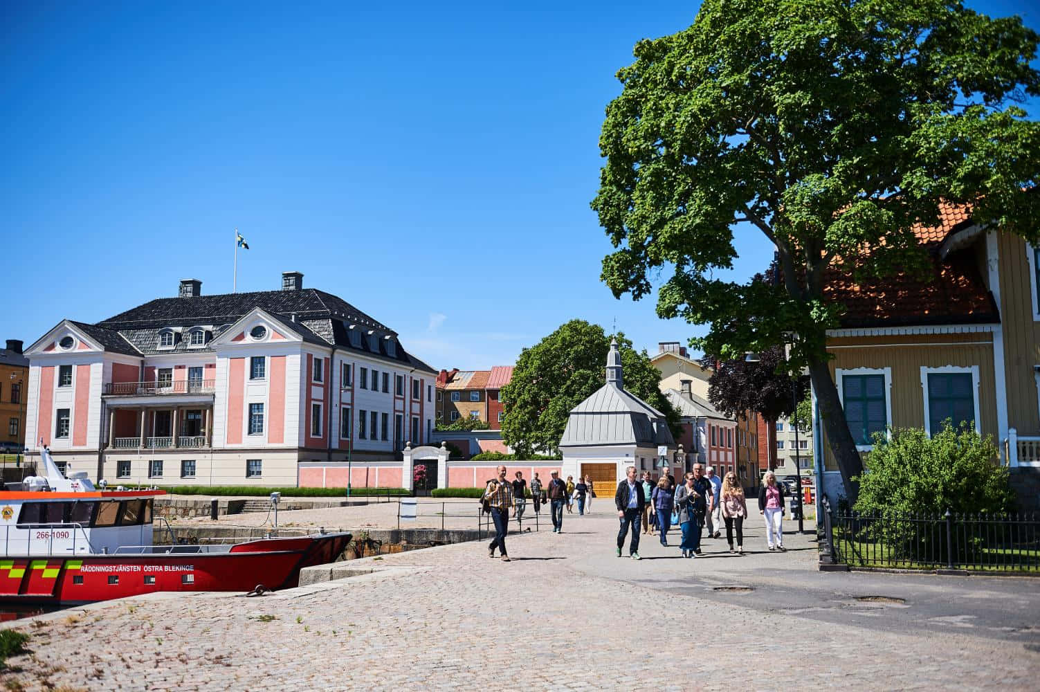 Kaunis Auringonlaskunäkymä Karlskronan Rantamaisemassa, Ruotsissa Taustakuva