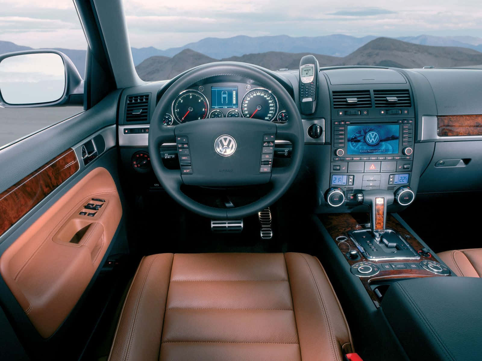 Caption: Elite Perfection - The Volkswagen Touareg 2021 Wallpaper