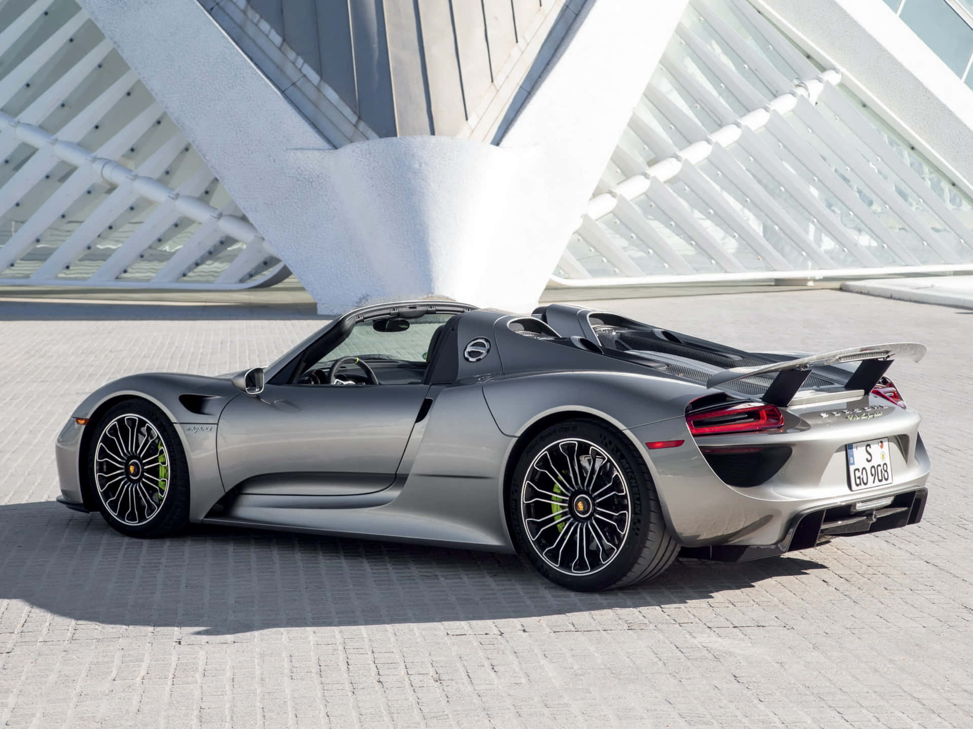 Bijschrift: Uitzonderlijke Prestaties - Porsche 918 Spyder Achtergrond