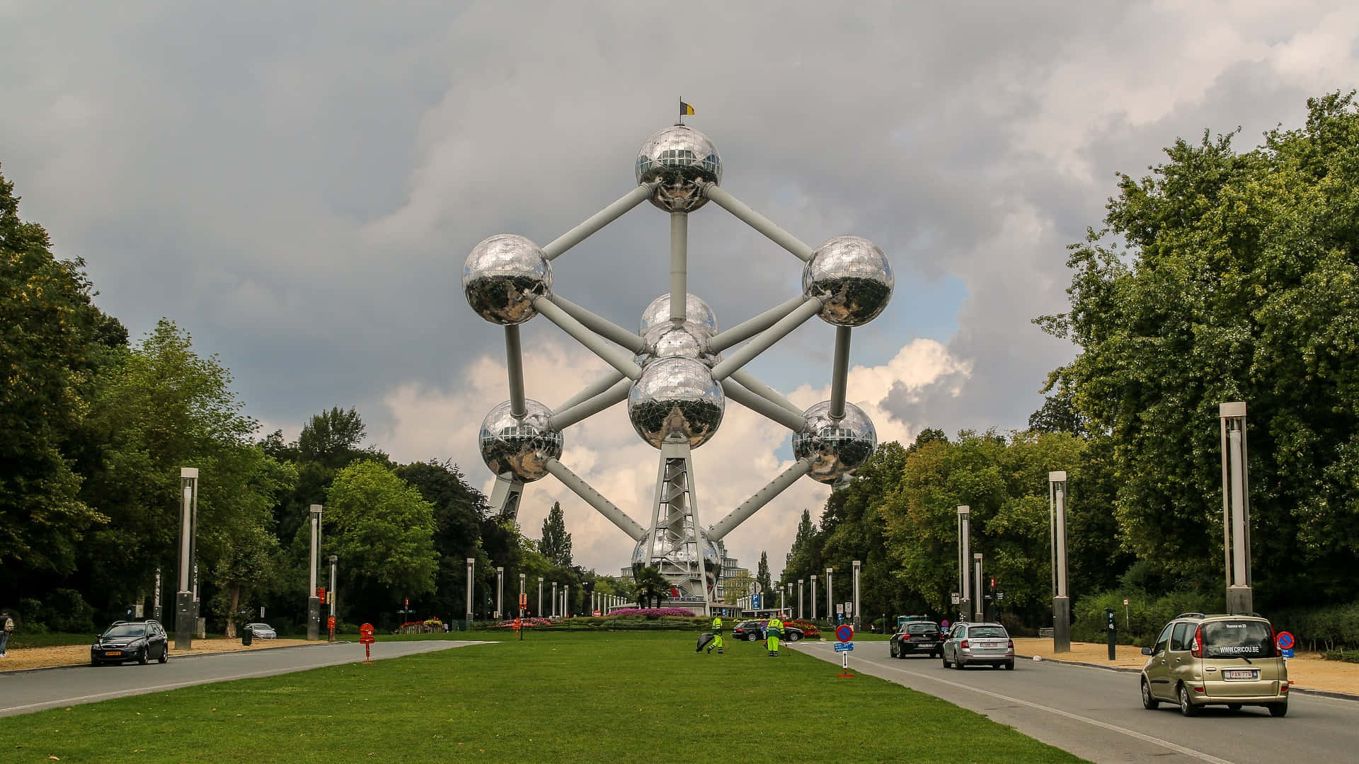 Caption: Majestic View Of Atomium At Dusk Wallpaper