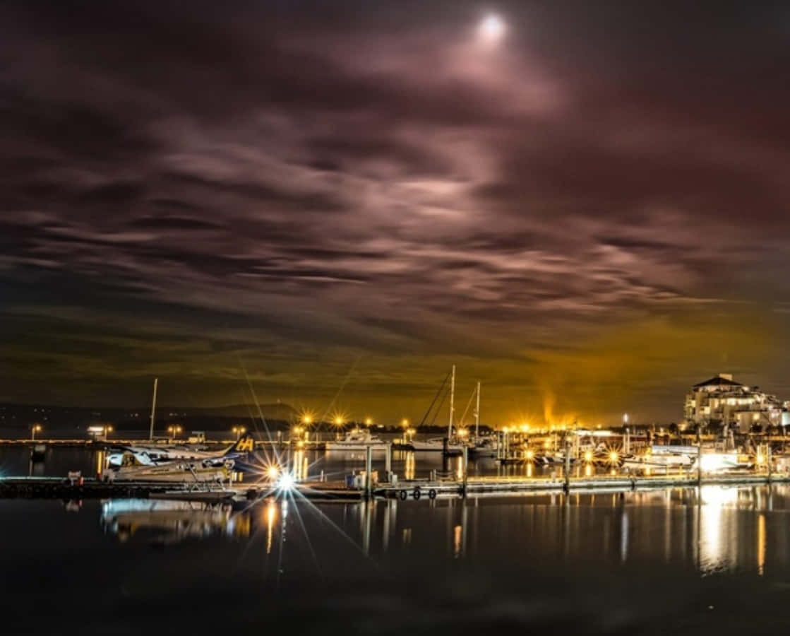 Vue Scénique Du Front De Mer De Nanaimo Au Coucher De Soleil Fond d'écran