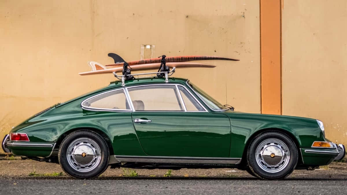 Caption: Sleek And Stylish Vintage Porsche 912 Wallpaper