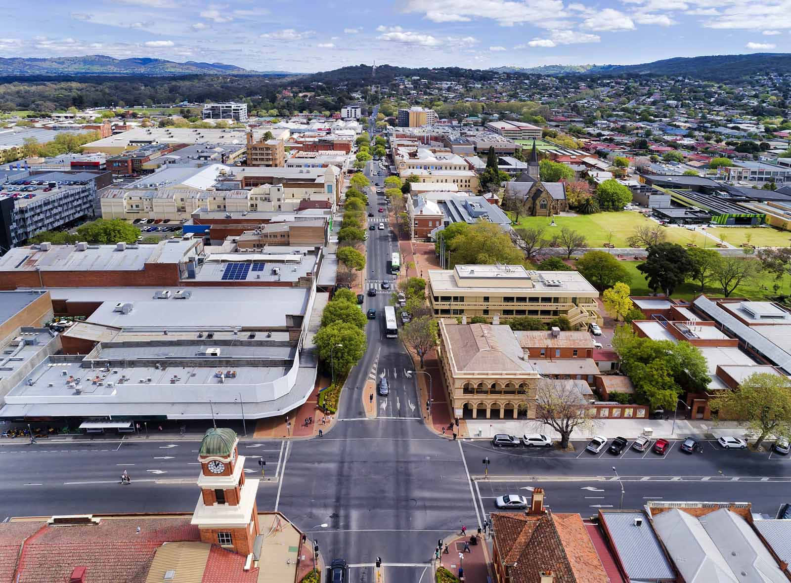 Caption: "stunning View Of Albury, New South Wales" Wallpaper