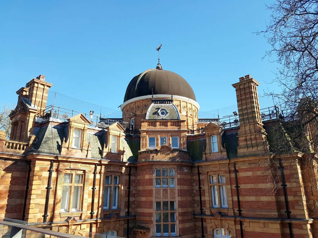 Caption: The Royal Observatory - A Beacon Of Scientific Endeavor Wallpaper