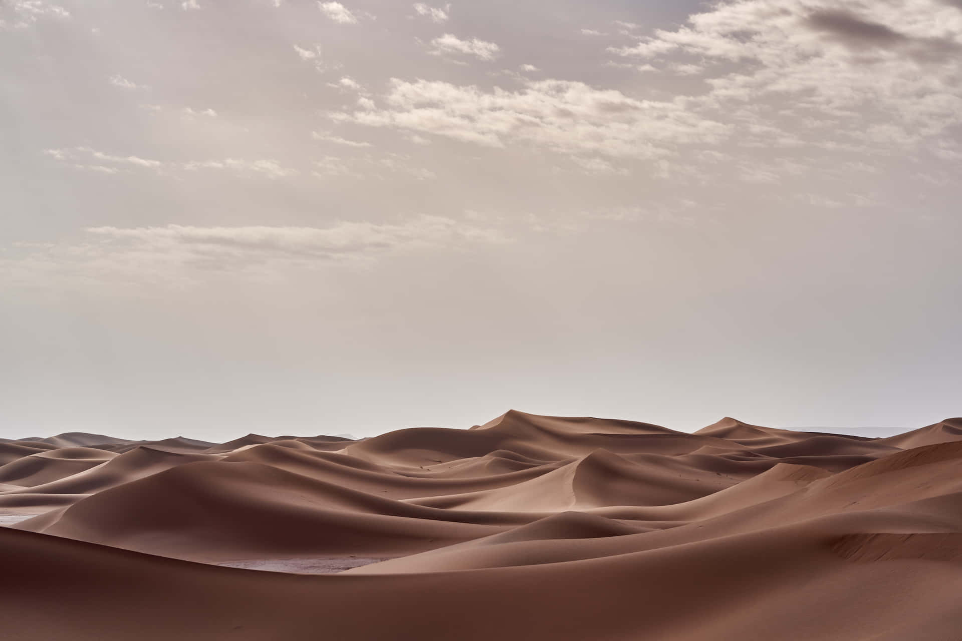 Captivating 4k Ultra Hd Desert Landscape Wallpaper