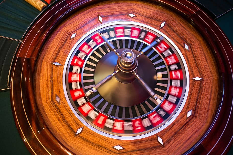 Captivating Casino Roulette Wallpaper