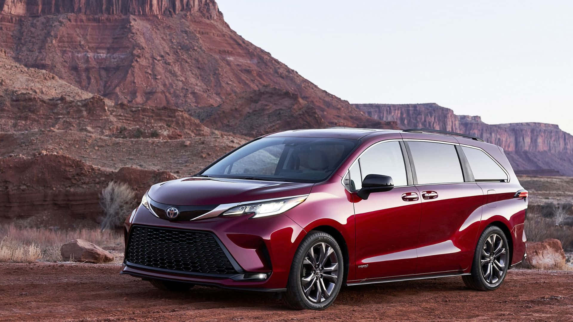 Captivating Glimpse Of A Toyota Sienna Wallpaper