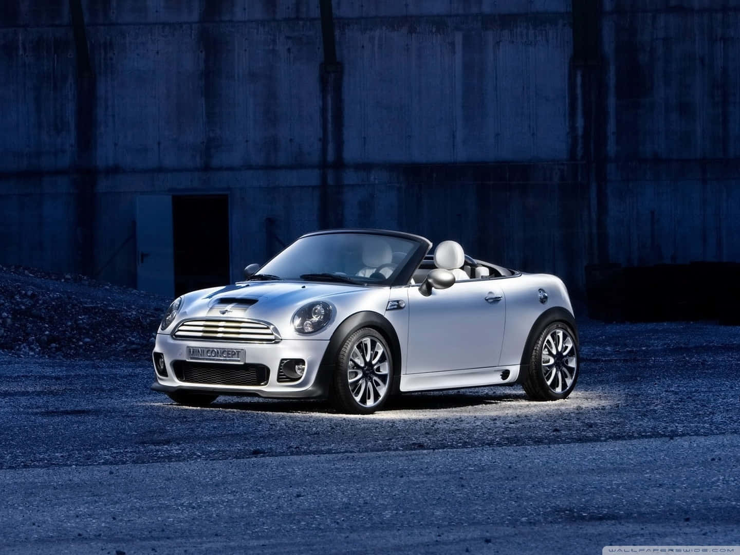 Captivating Mini Roadster In Action Wallpaper