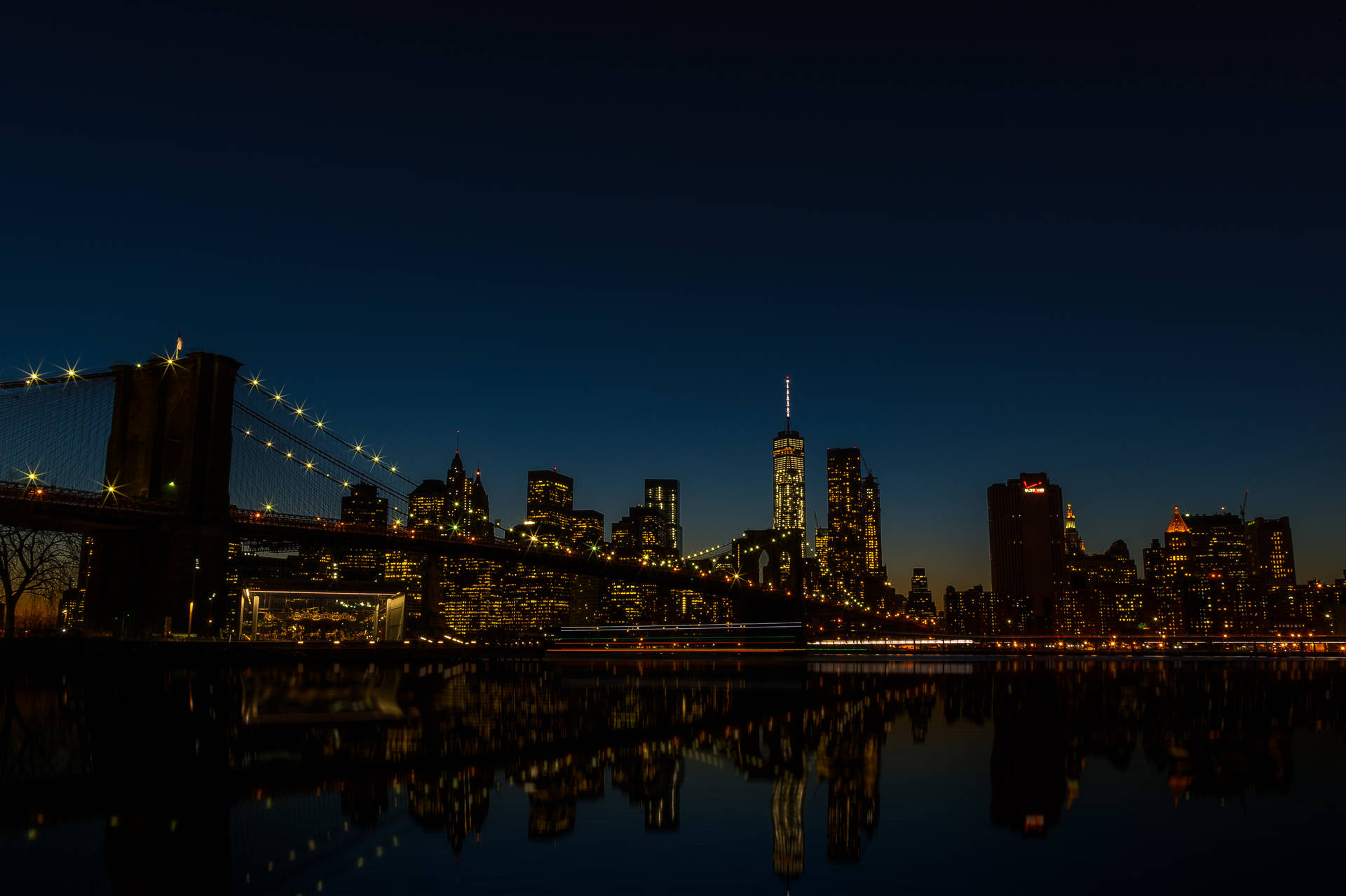 Captivating New York City Skyline Wallpaper
