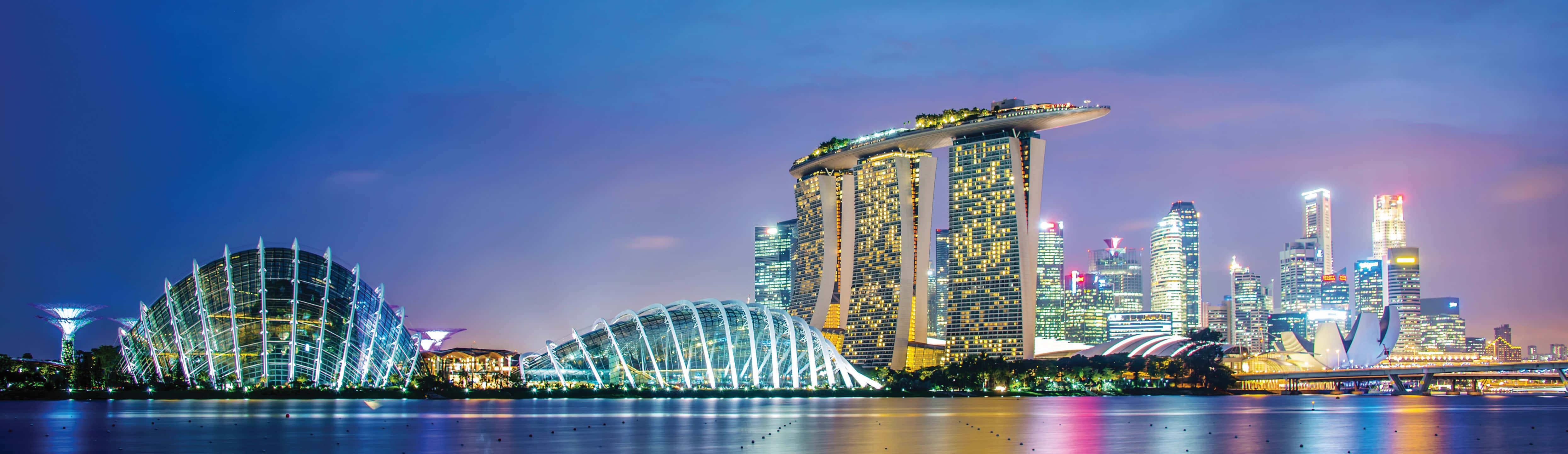 Captivating Singapore Skyline At Dusk