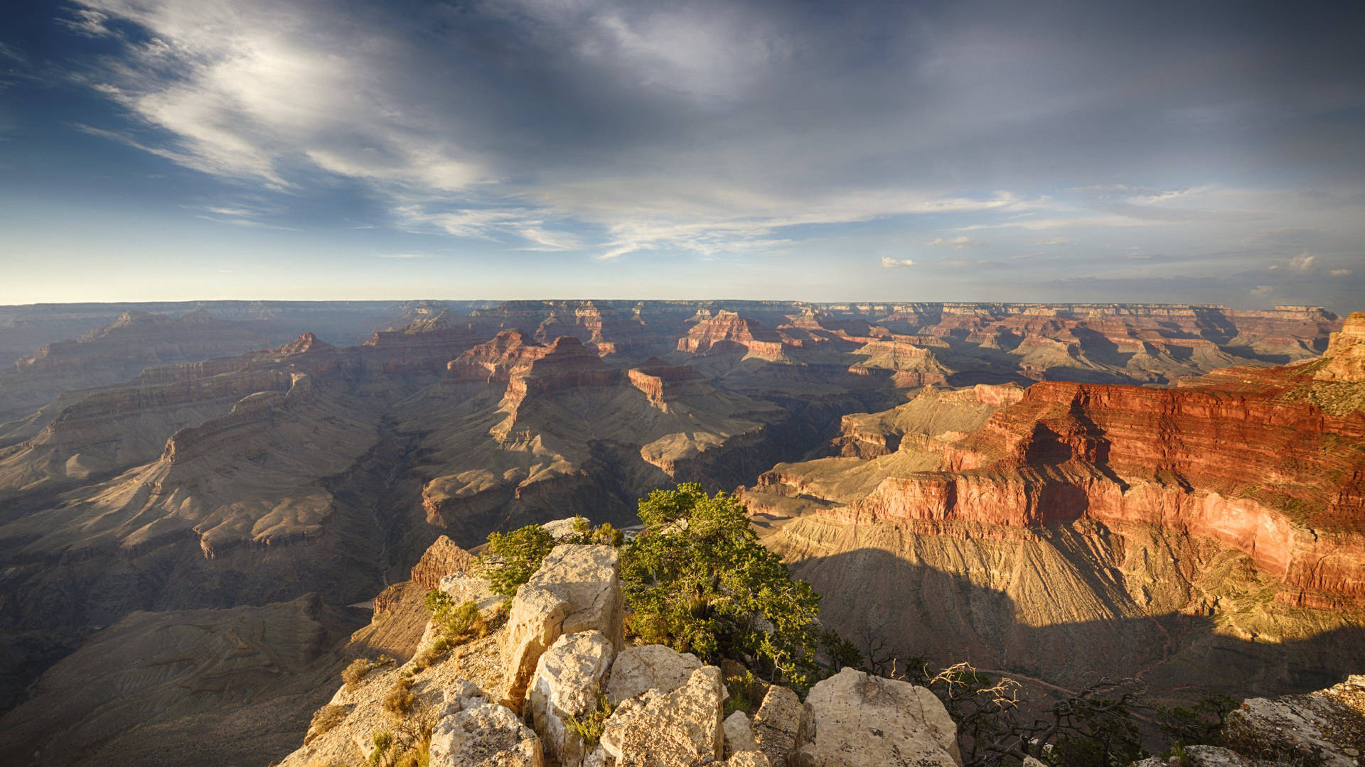 Captivating Vista Of The Grand Canyon Wallpaper