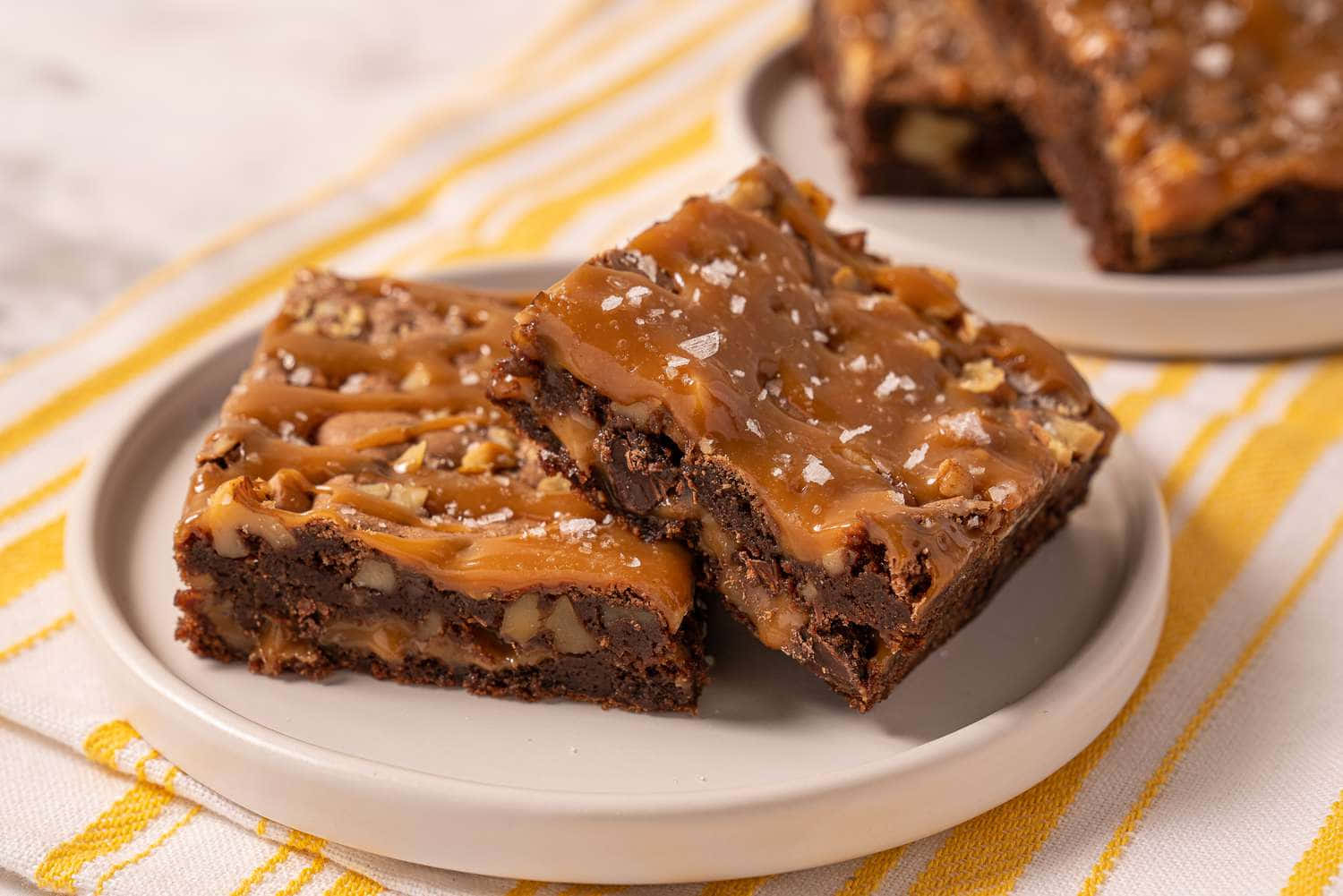 Delectable Caramel Brownie Wallpaper