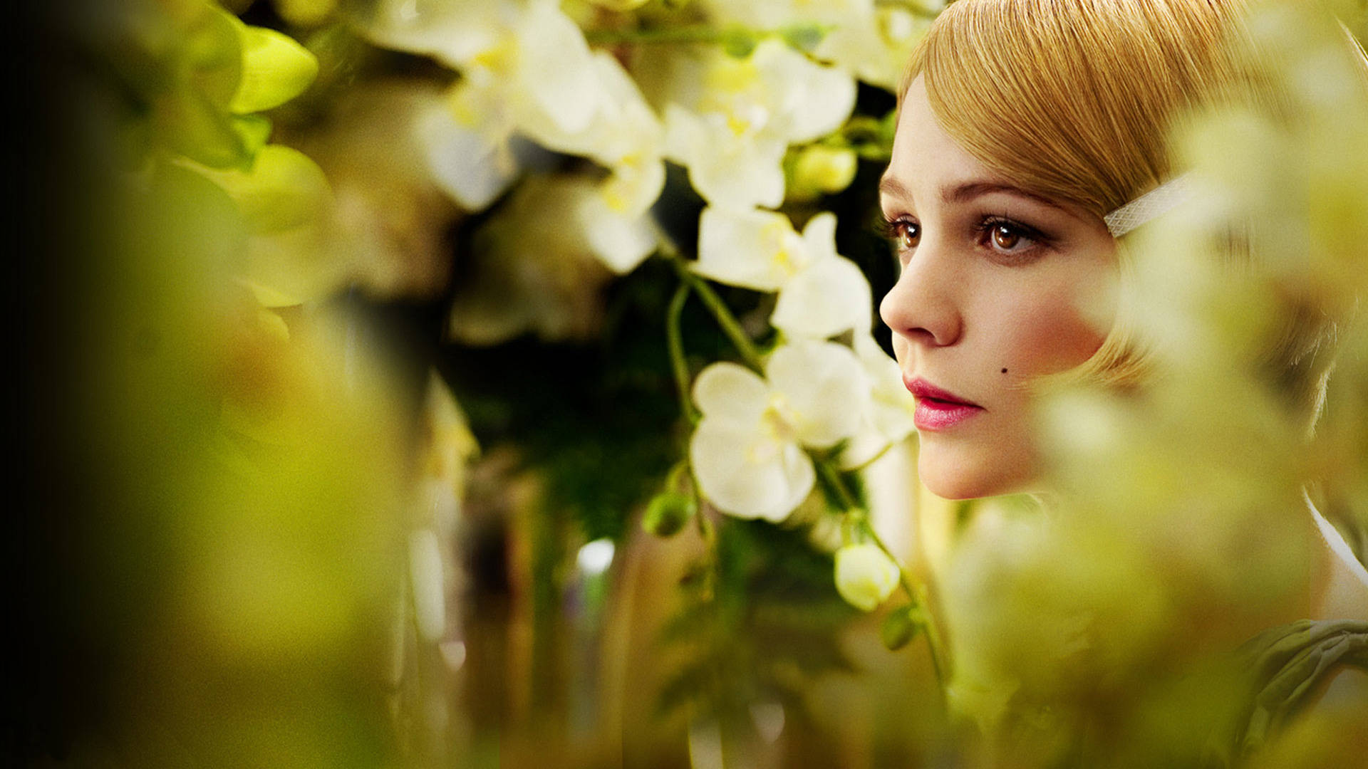Carey Mulligan With White Orchids