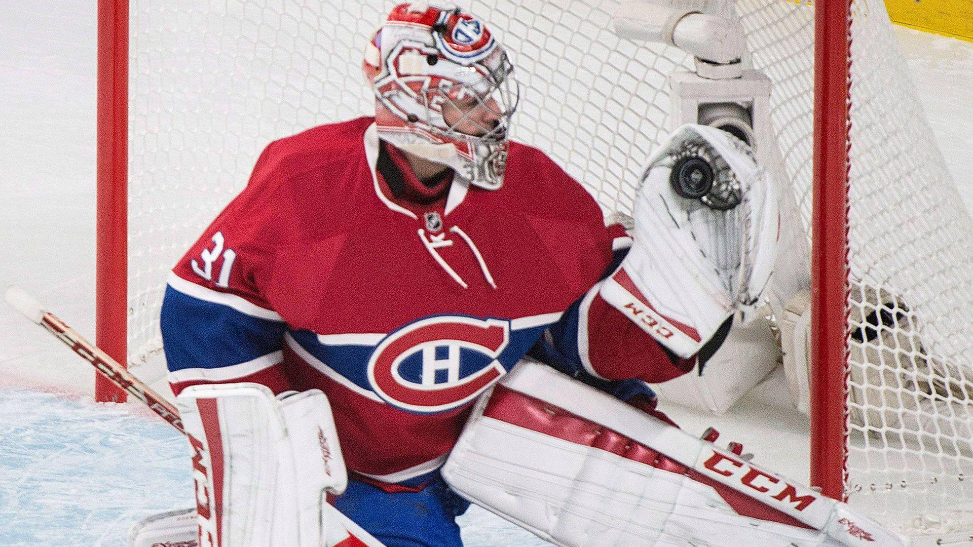 Carey Price Montreal Canadiens Hockey Puck Photography Wallpaper